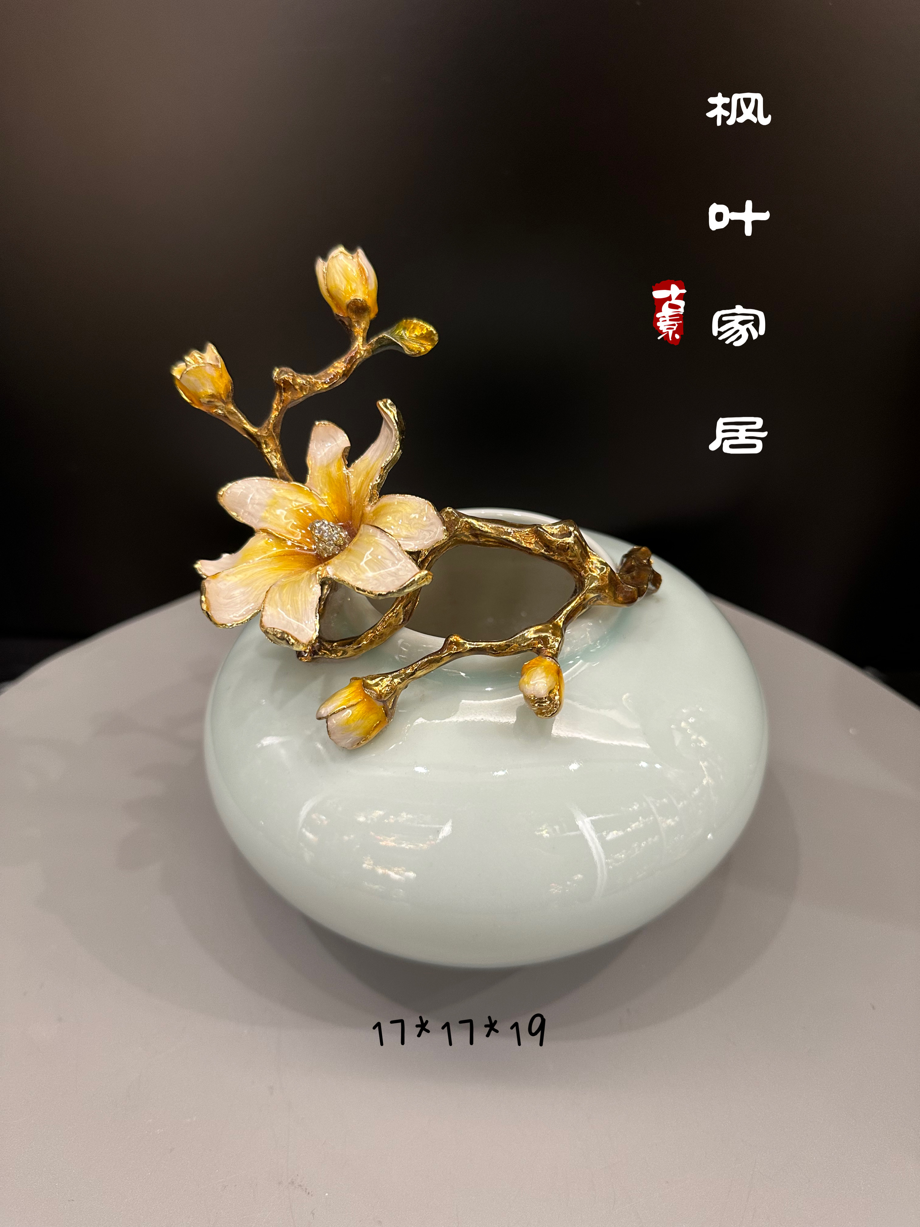 New Chinese-style ceramic living room decorative items, enamel color decorative items, light luxury enamel color decorative vases Application Scenario