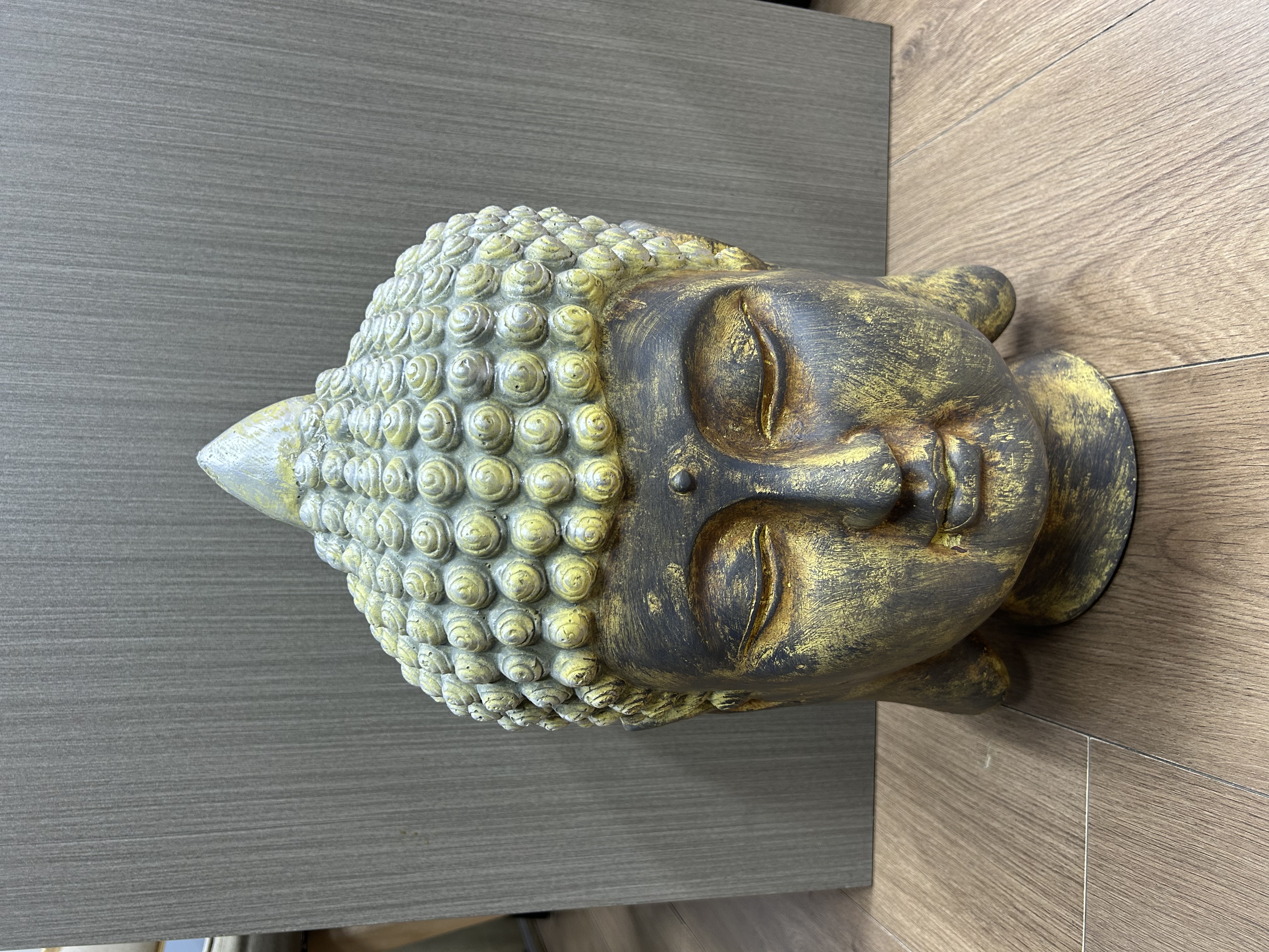 Zen-themed Buddha statue ornaments, Buddha heads, Sakyamuni Buddha ancestral handicrafts, creative home decoration, ancient costume designs, film and television props, photography works accessories details Picture