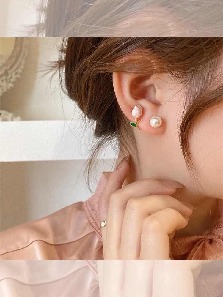 Korean tulip earrings image 4