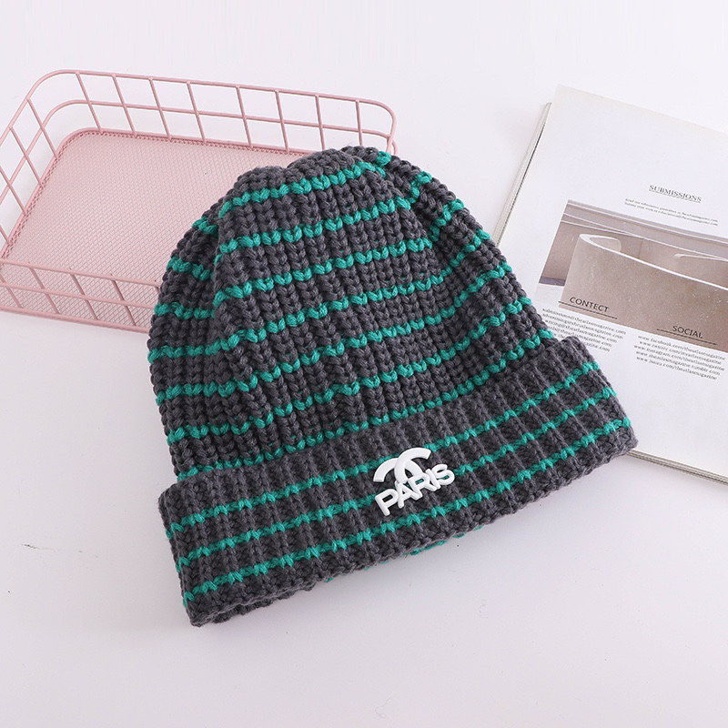 Knitted Woolen Hat For Adults Item Picture