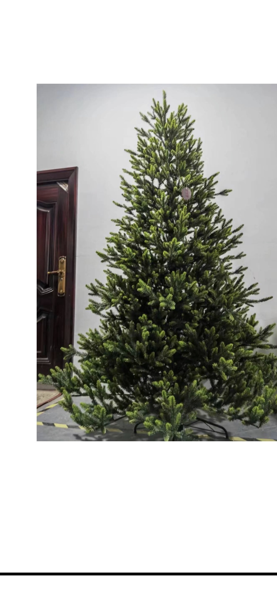 Recommended best-selling items for the 2024 new velvet mixed Christmas tree decoration Application Scenario