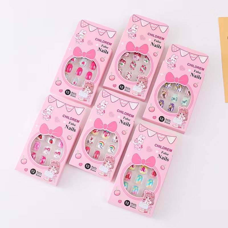 Limited-time flash sale! A big gift package for nail art enthusiasts! Handcrafted wearable nail + false nail set, super value offer. You'll regret missing it today! Application Scenario