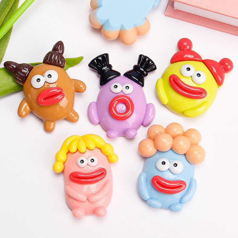 可爱搞怪香肠丑萌大嘴钥匙扣书包挂件小红书同款闺蜜礼物配饰饰品