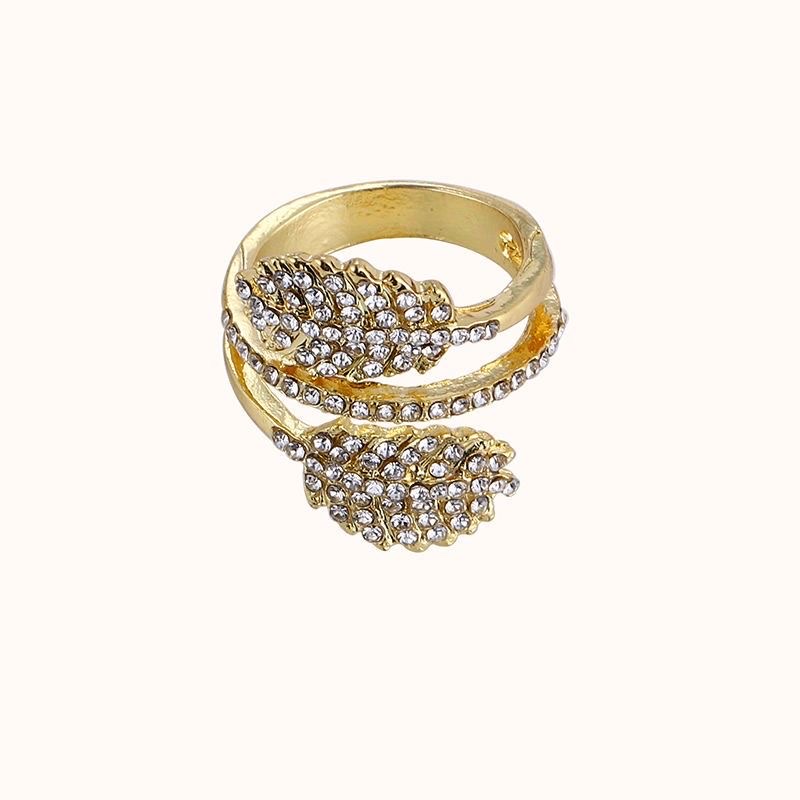 Fashion exquisite leaf ring