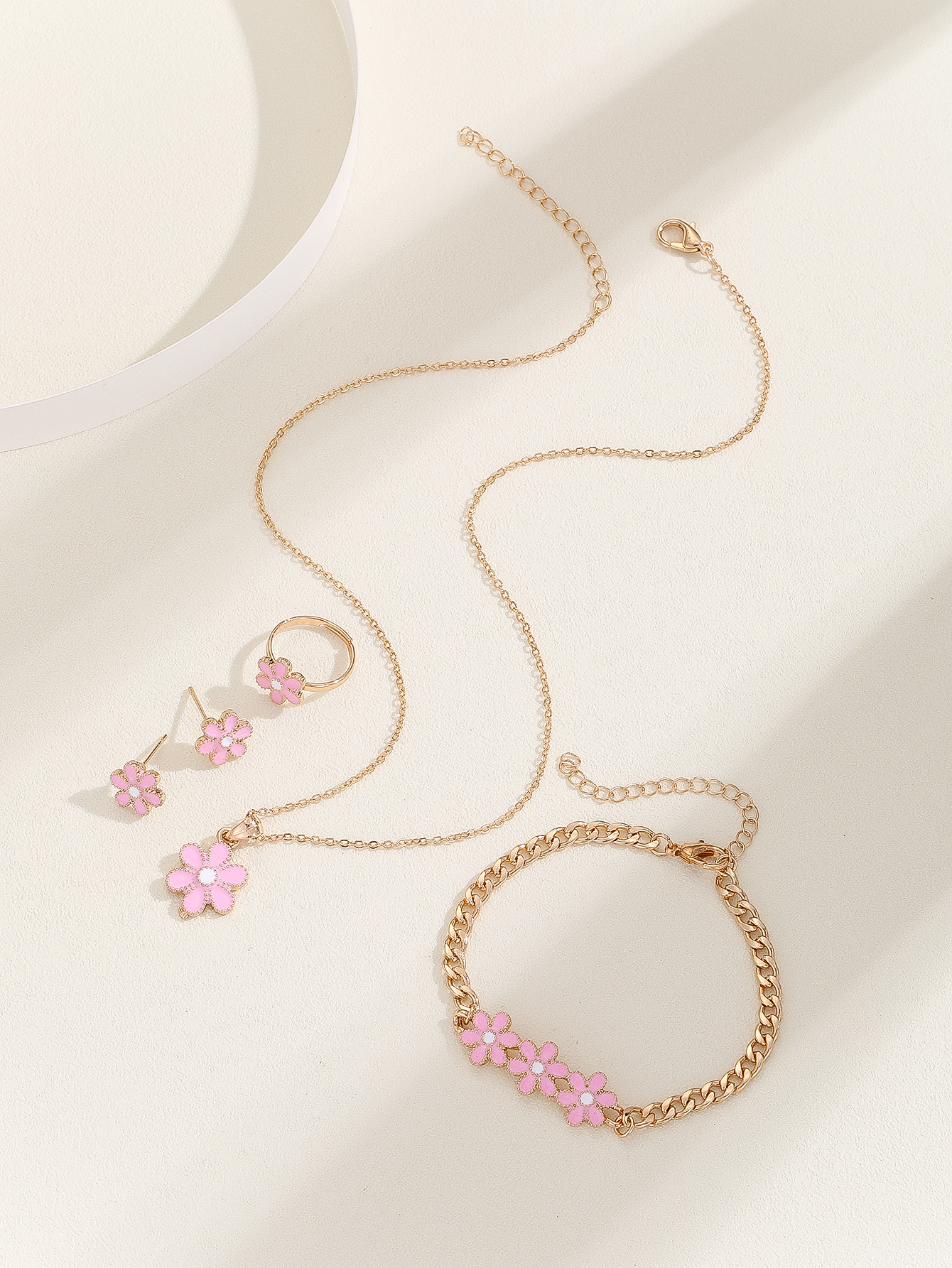 多个蝴蝶耳环/几何耳环/戒子产品图