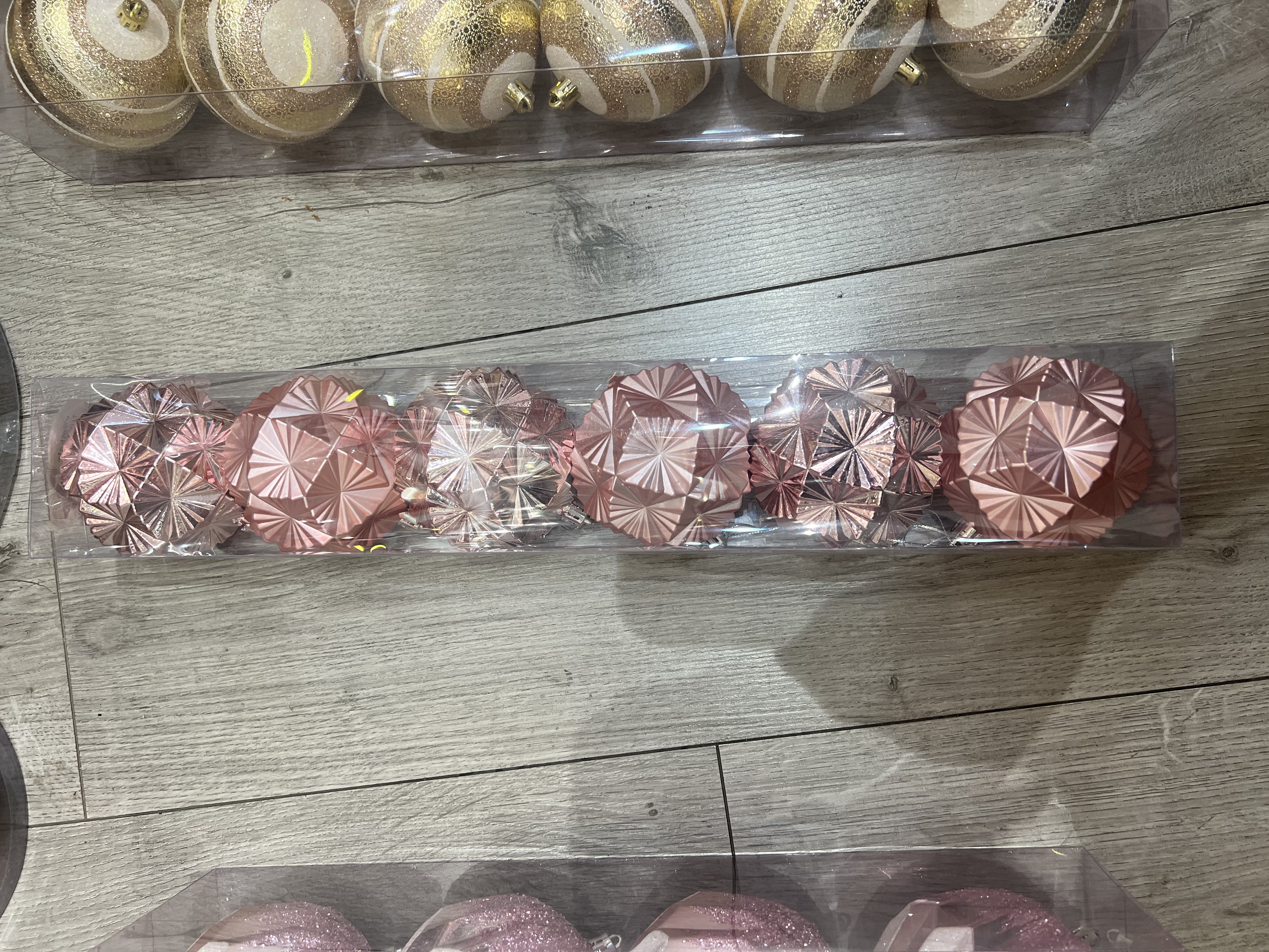 Christmas decoration: pvc box with painted Christmas balls details Picture