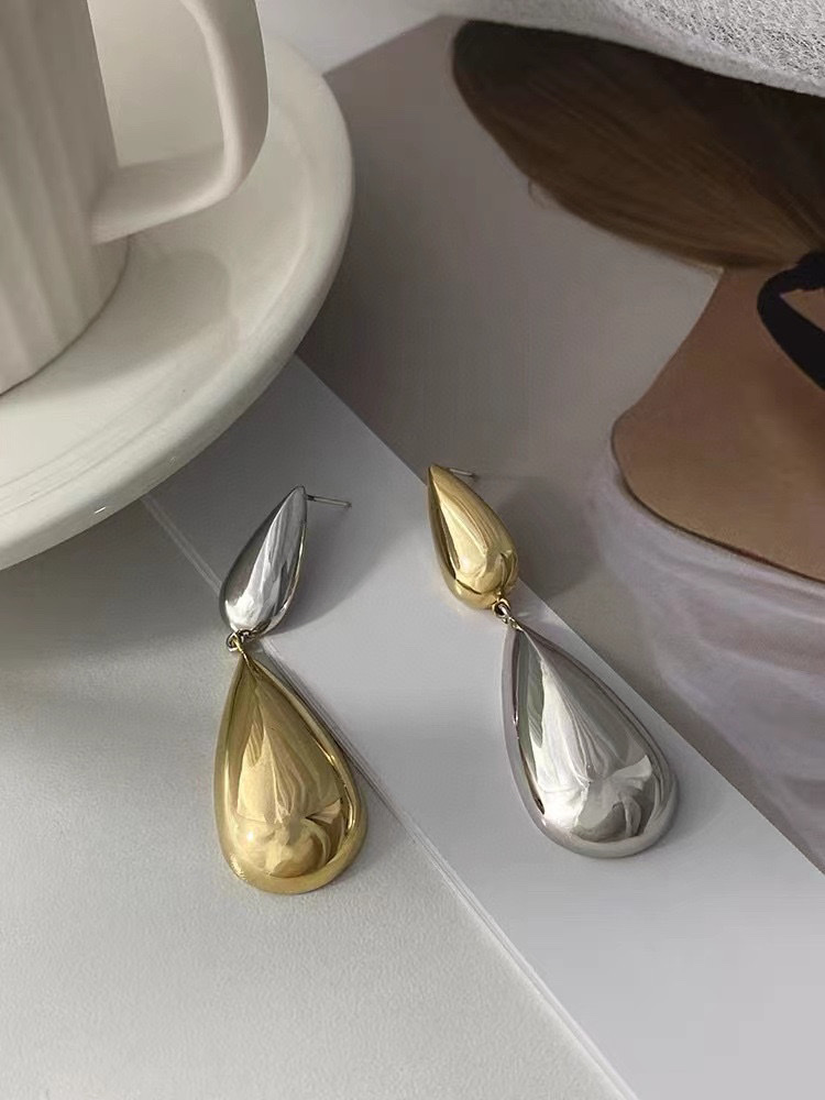 Design Sense Metal Drops Gold And Silver Contrast Color Asymmetrical Simplicity Ins Cold Wind Personality Temperament 925 Silver Needle Earrings details Picture