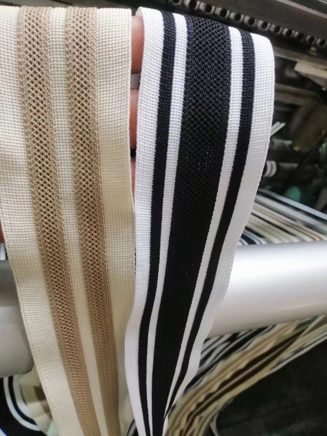 5Cm High Elastic Knit Sports Casual Pants With Stylish Side Embellishments With Micro-Elastic Intercolored Striped Float Strand details Picture