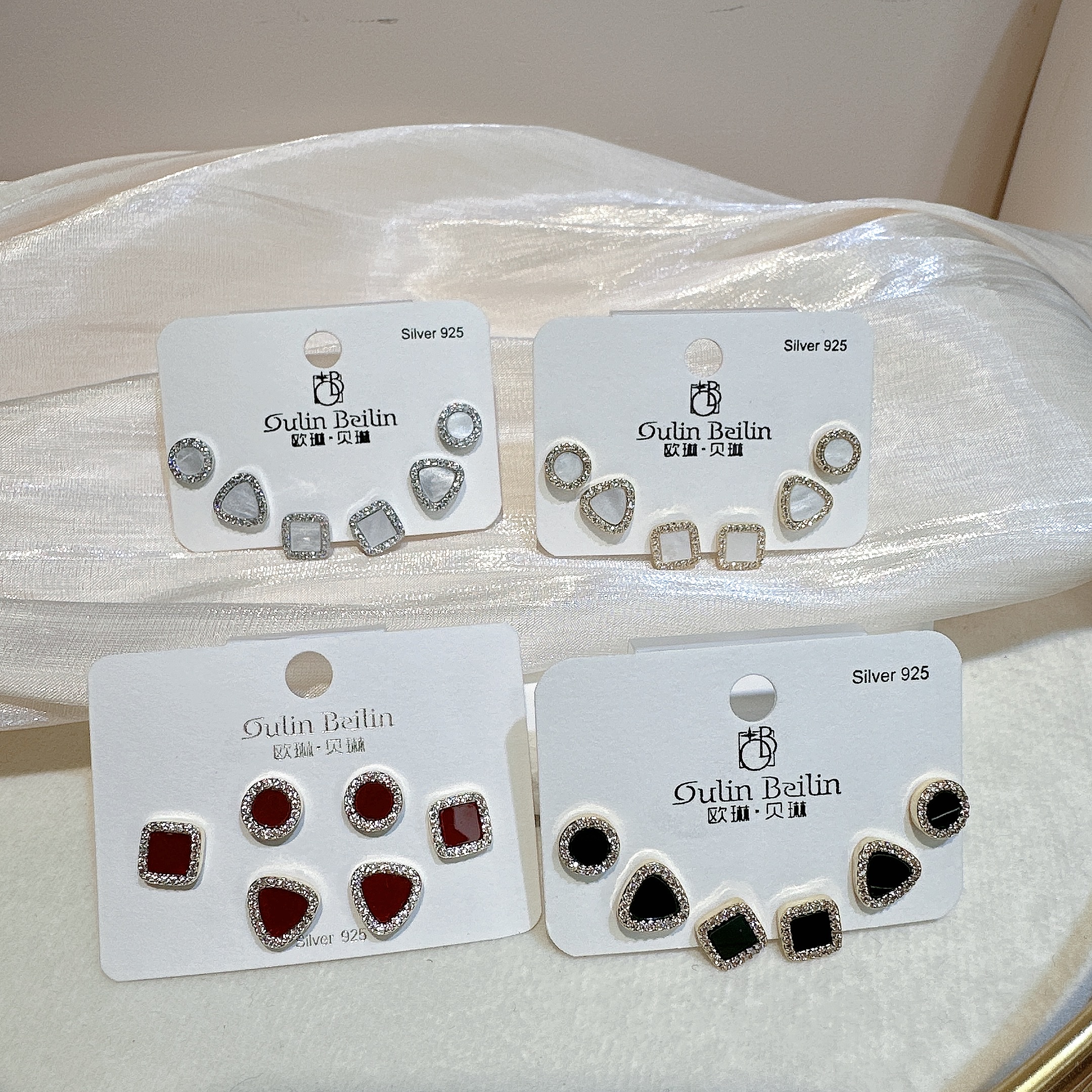 Multiple Pairs Of Outfit Golden Girl Student One Card With More Earrings Every Day Is Not The Same Item Picture