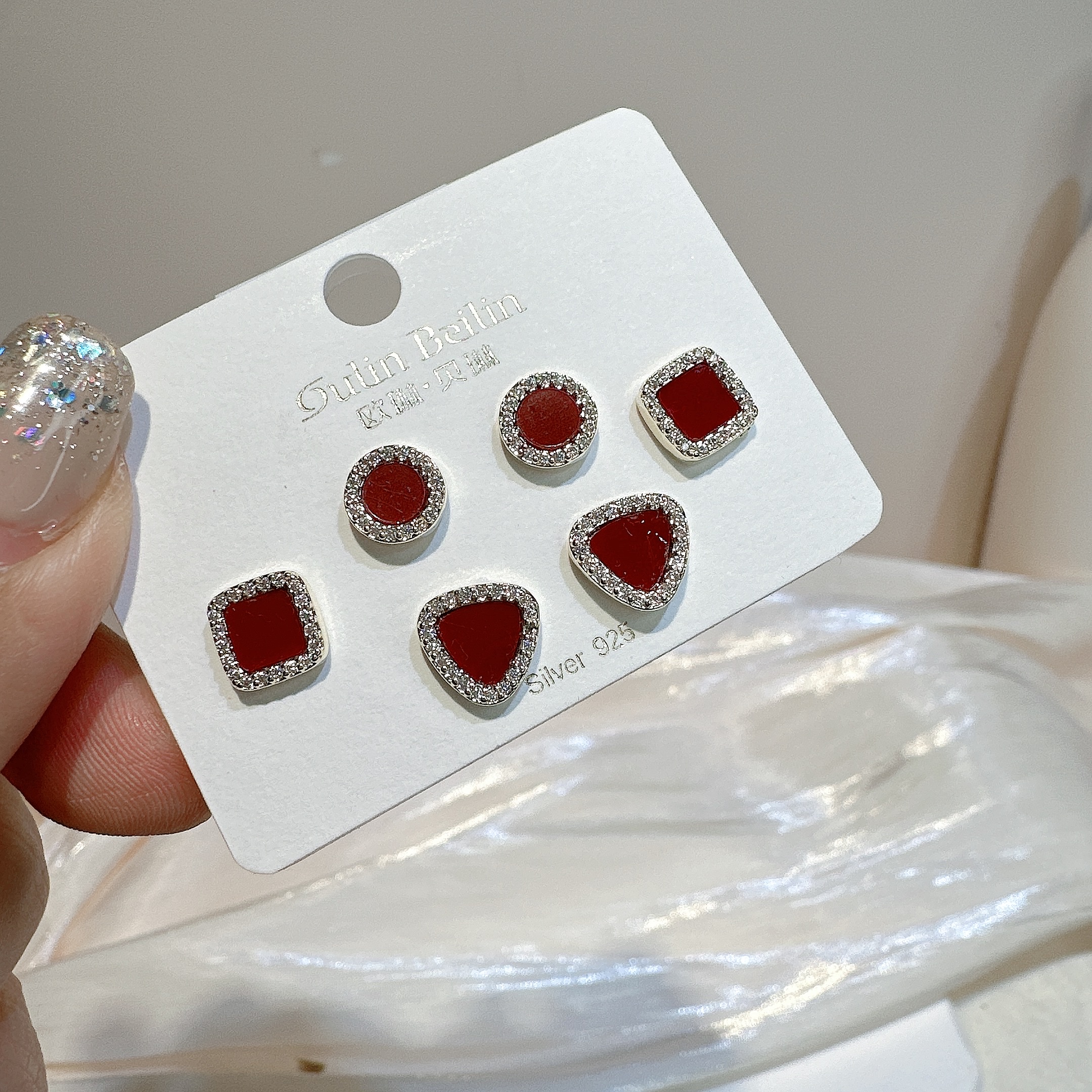 Multiple Pairs Of Outfit Golden Girl Student One Card With More Earrings Every Day Is Not The Same Application Scenario