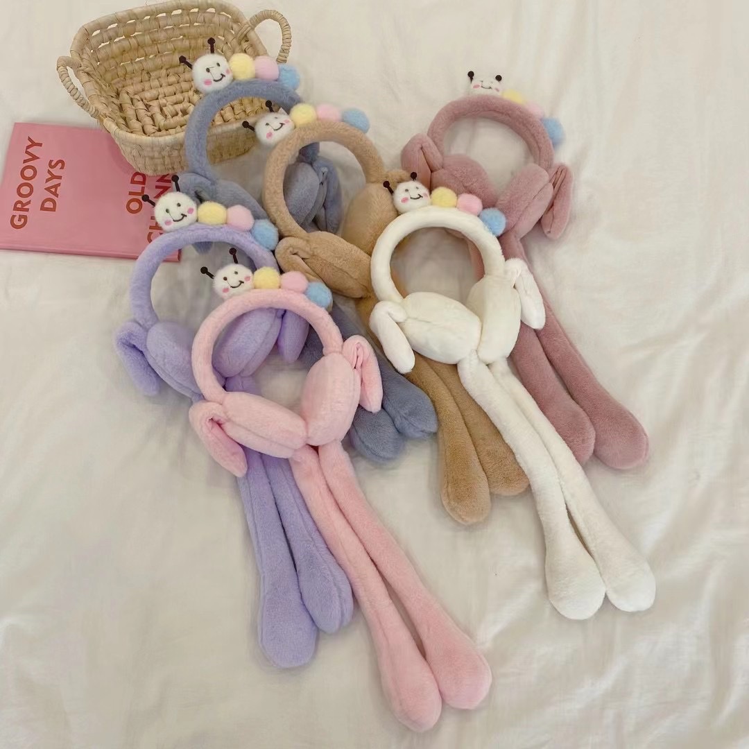 Cute airbag ear muffs with moving ears and sound are popular for winter warmth. details Picture