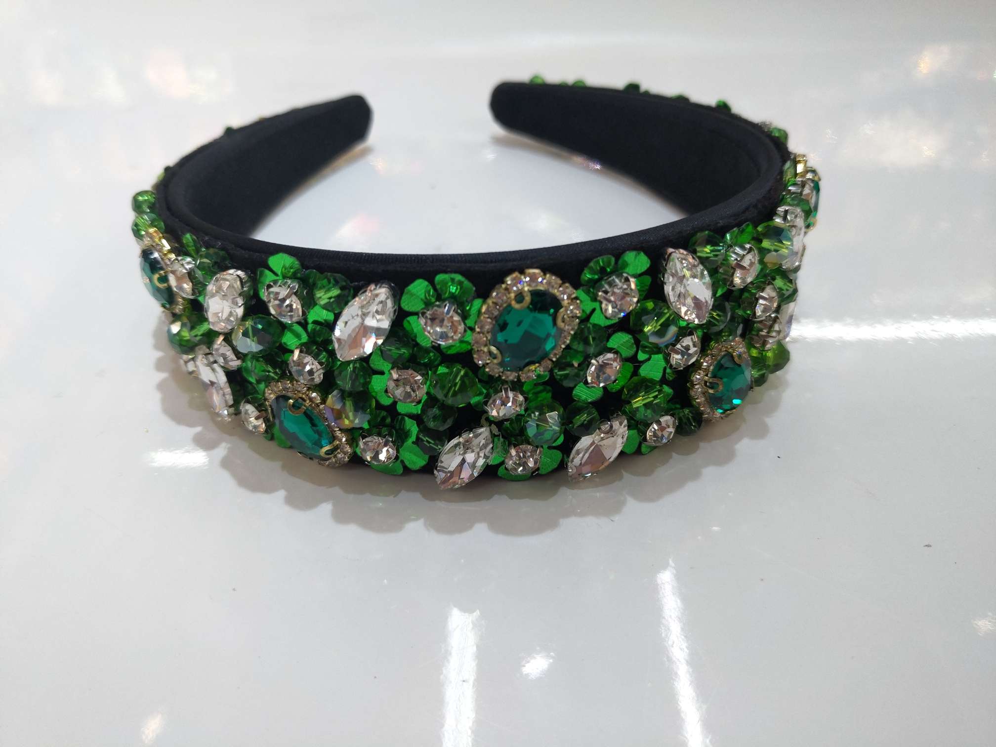 水钻/手工缝制/时尚细节图