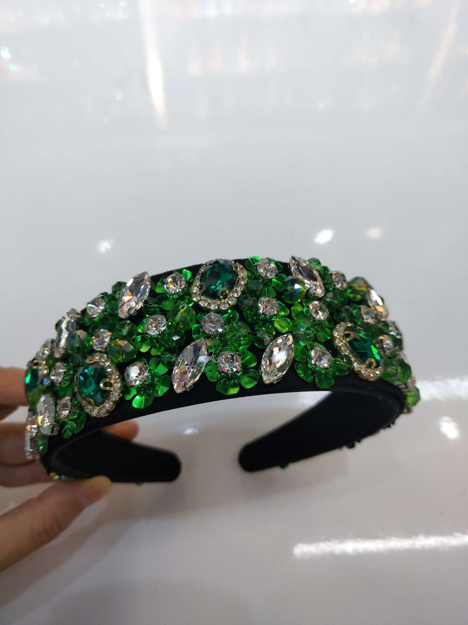 新品上市！高档水钻宽头箍，工厂直销，批发零售，手工缝制重工头扣，压发一件代发，优雅不失贵气，让你成为焦点！