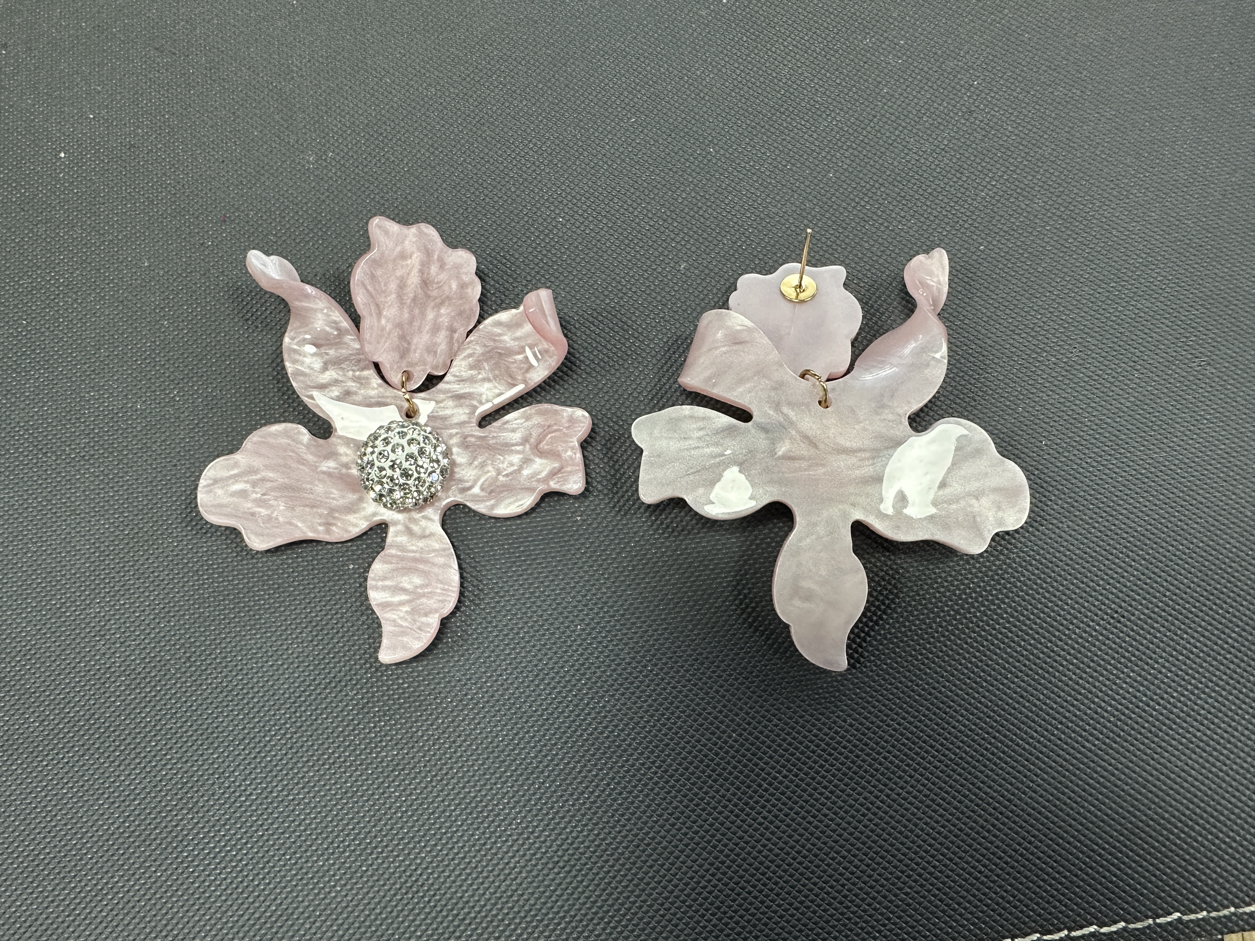 耳钉/耳环/2024新款/树脂/醋酸亚克力板材/彩色大耳环细节图