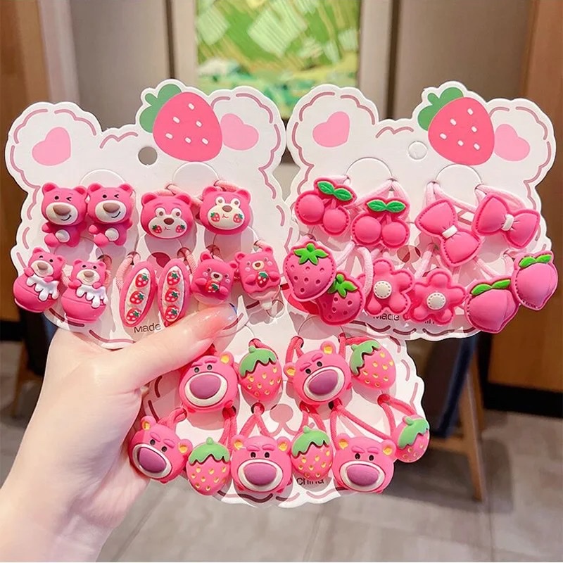 Hairpins are trendy and fashionable small accessories for children Specification image