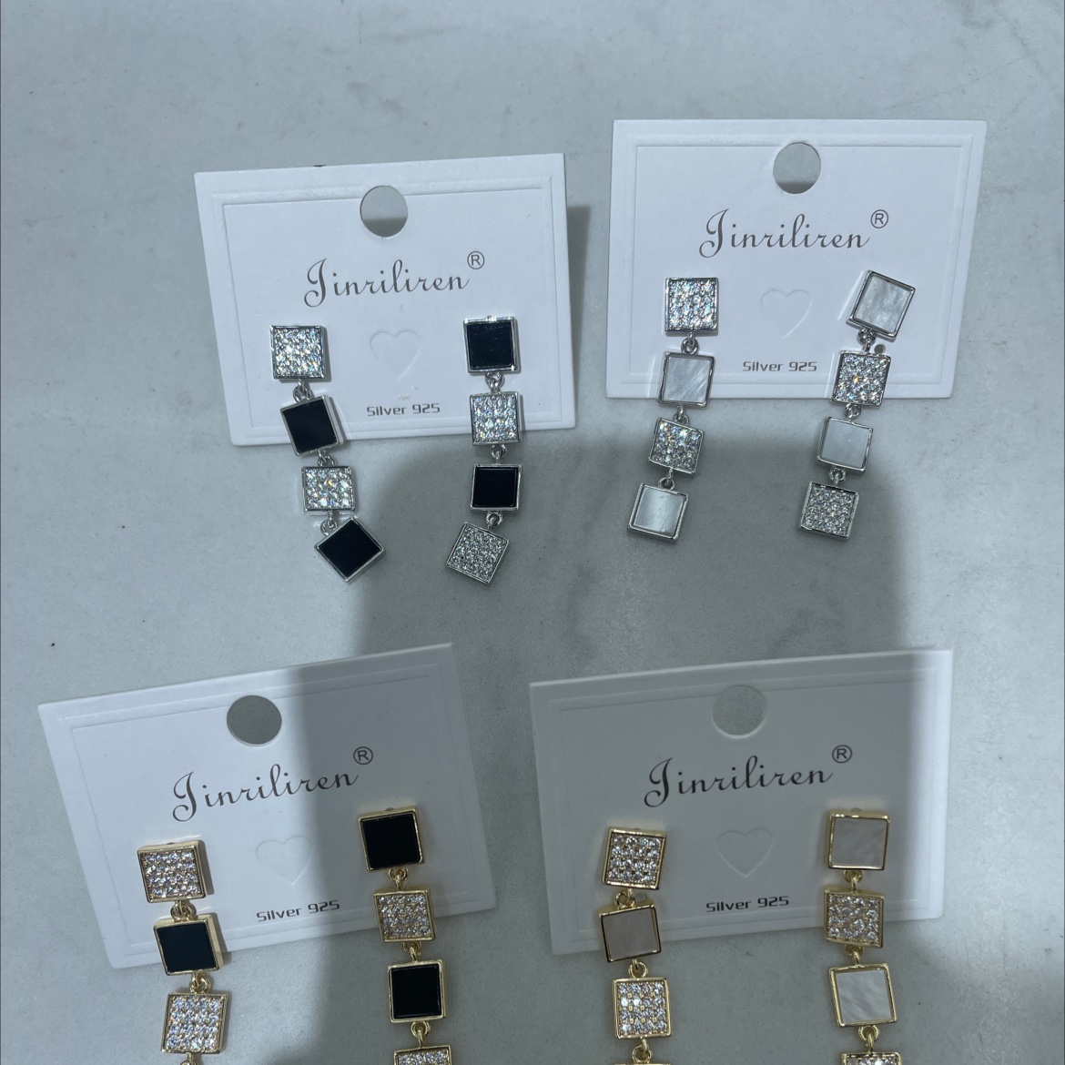 Today's Beauty Korean-style fashion earrings feature a simple, elegant and fashionable geometric pattern design style