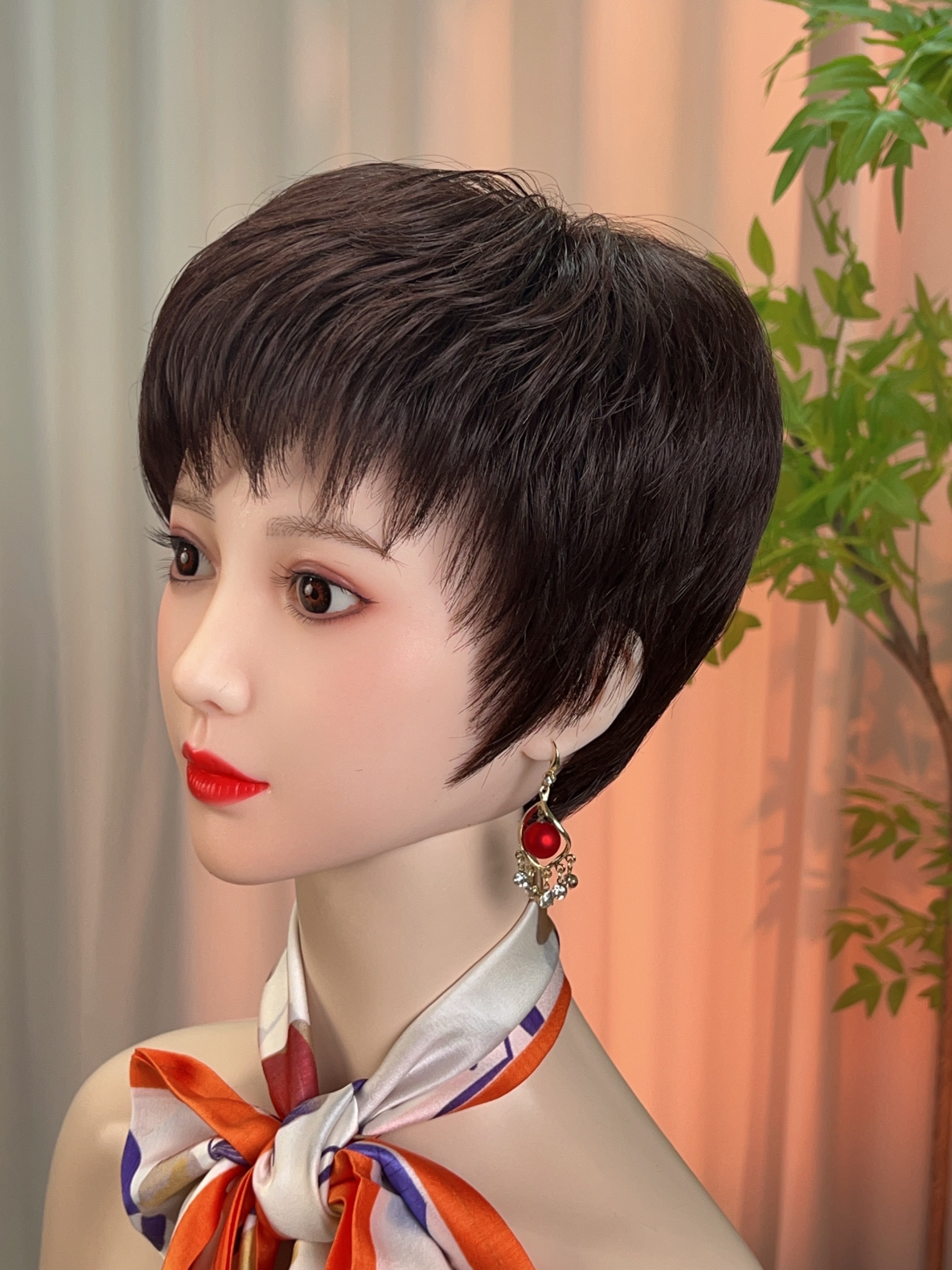 Short textured permed wig with full real hair Specification image