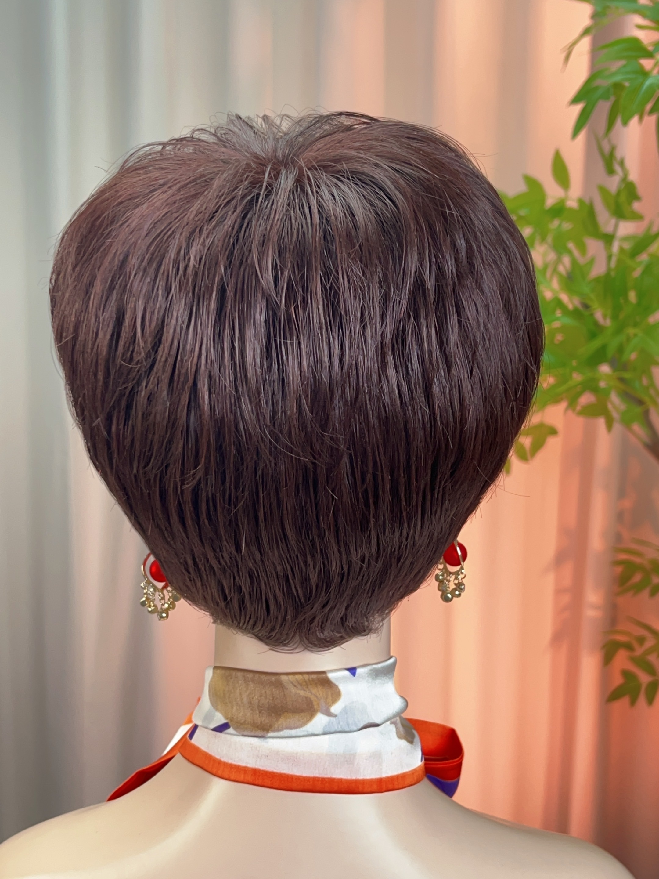 Short textured permed wig with full real hair Application Scenario