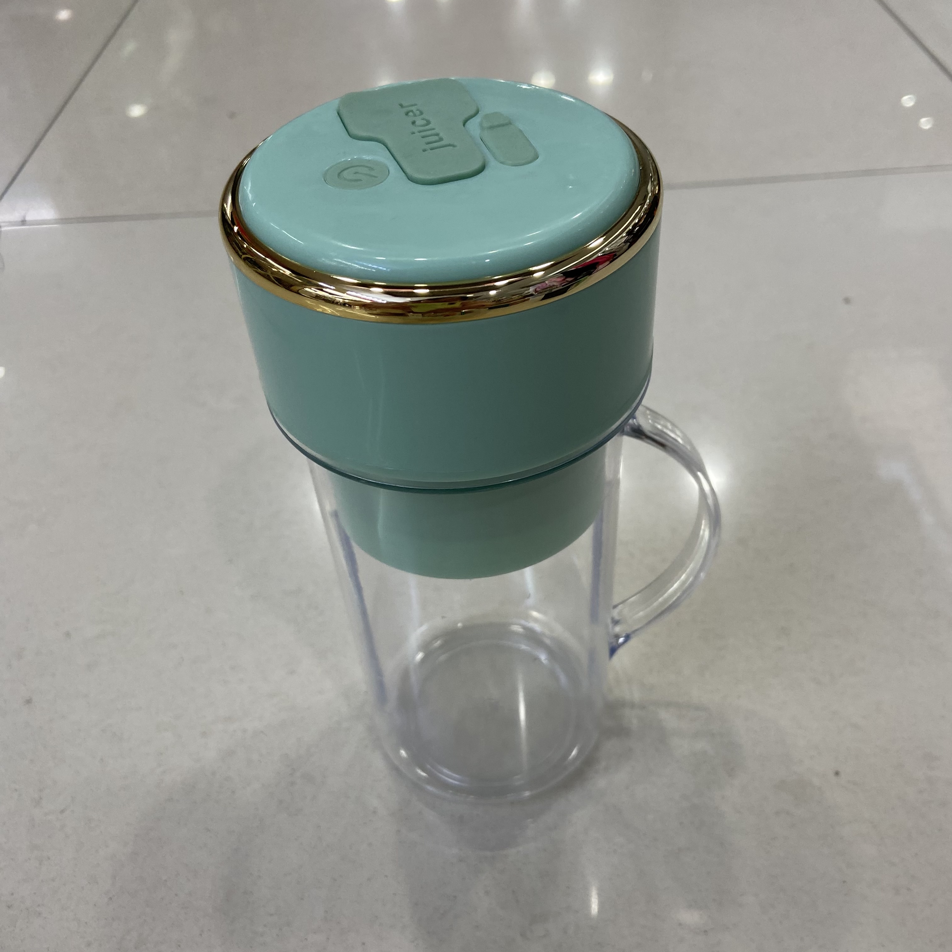 Juicer cup, small portable juicer, electric mini juicer, rechargeable blender details Picture
