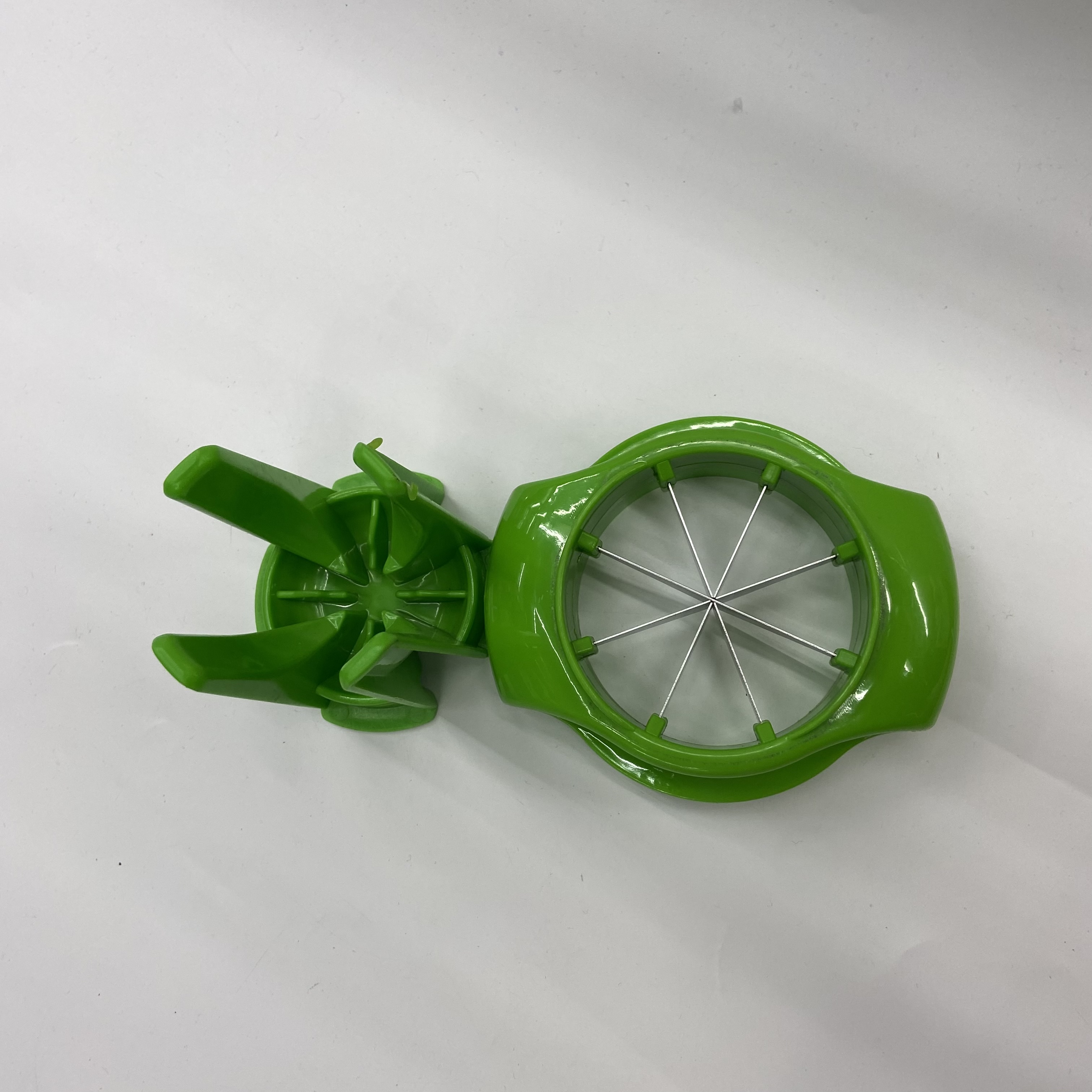 Fruit slicer, kitchen multi-functional stainless steel slicer, lemon slicer, apple cutter detail image 4