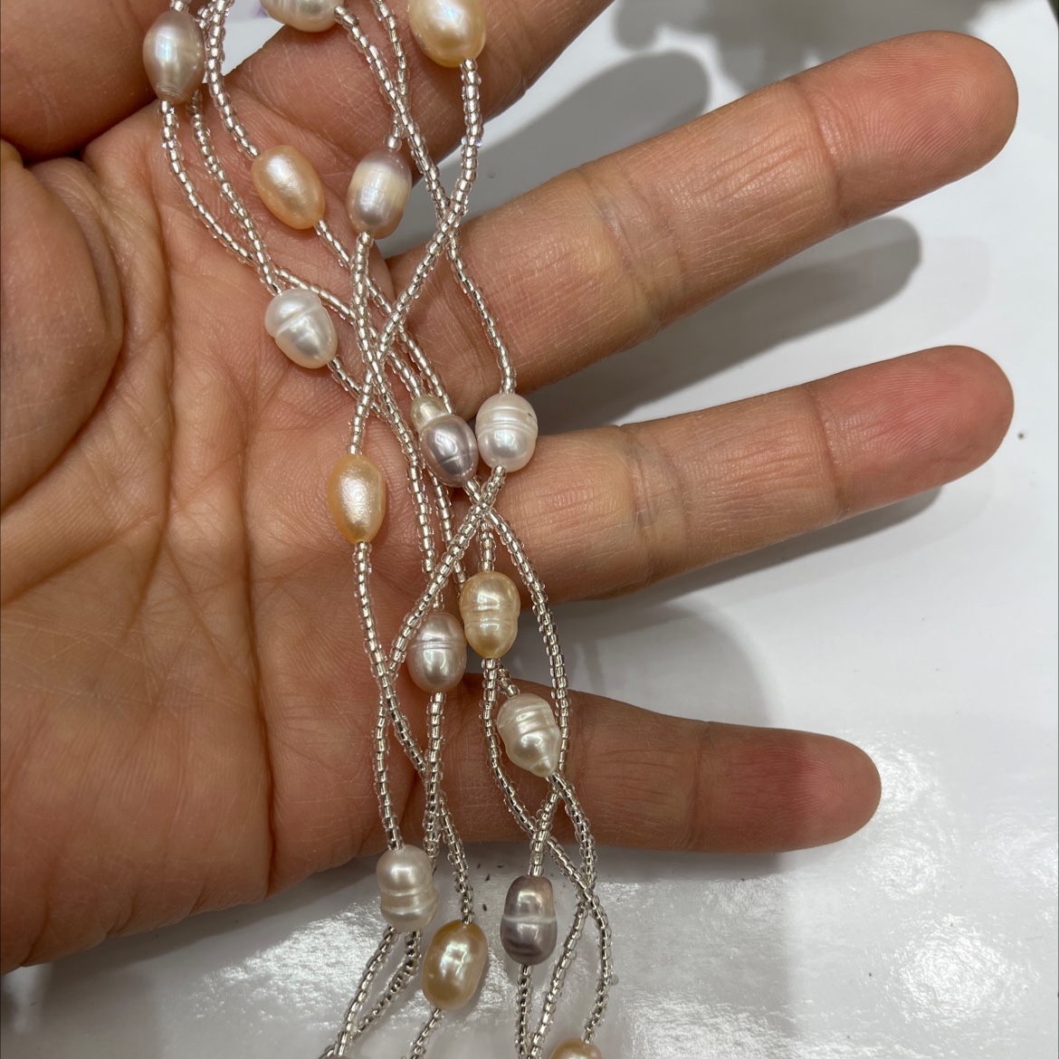 复古流行，经典时尚的神仙姐姐款淡水珍珠项链详情图4