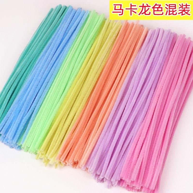 Super dense fleece twist rods, wool strips, diy flower bouquets, art materials, kindergarten children's handmade creative twist rods mixed packaging Application Scenario