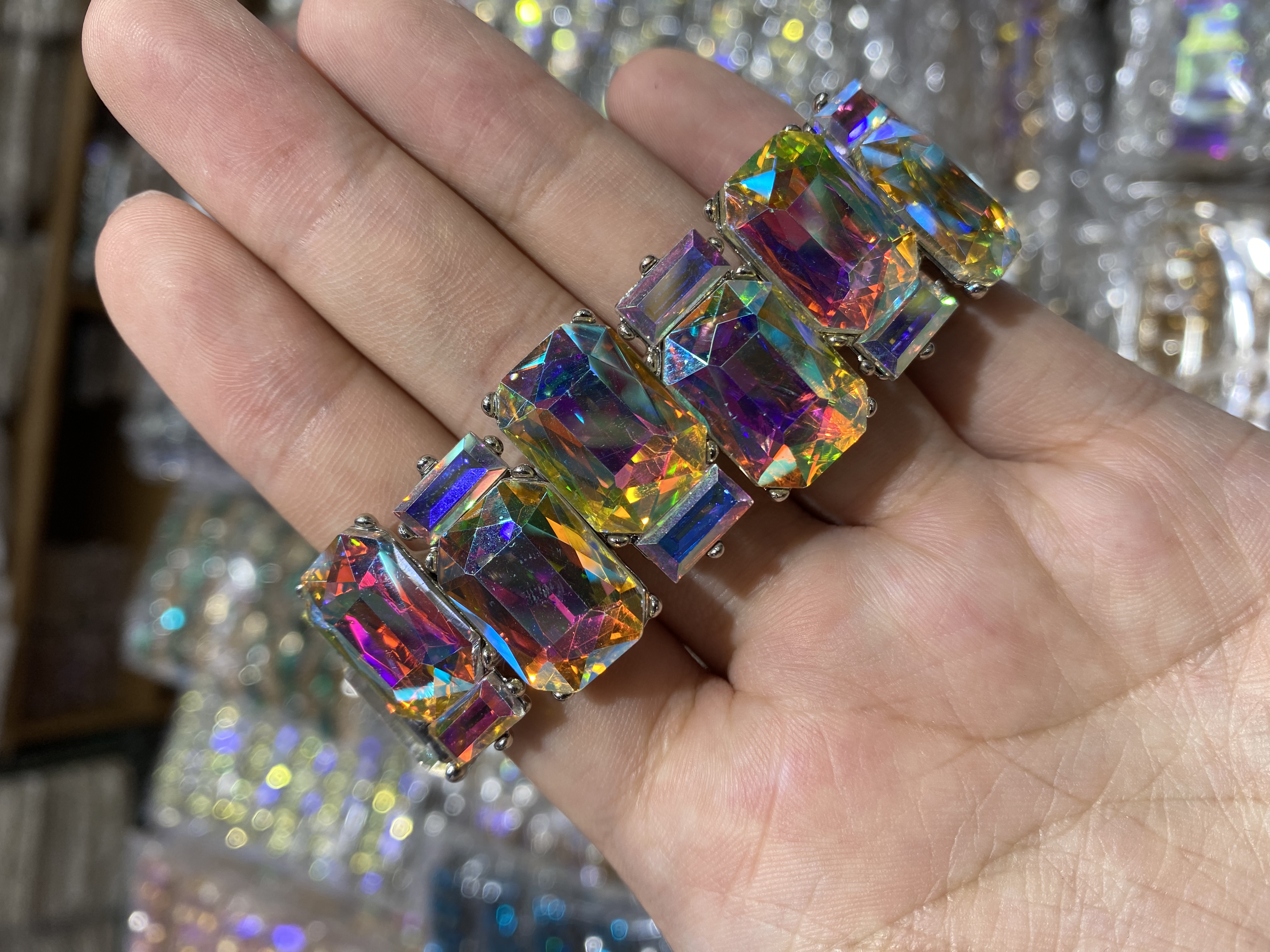 季度现货，欧美风格弹力玻璃手链，佩戴舒适，时尚魅力，不购买你可能会后悔哦详情图6