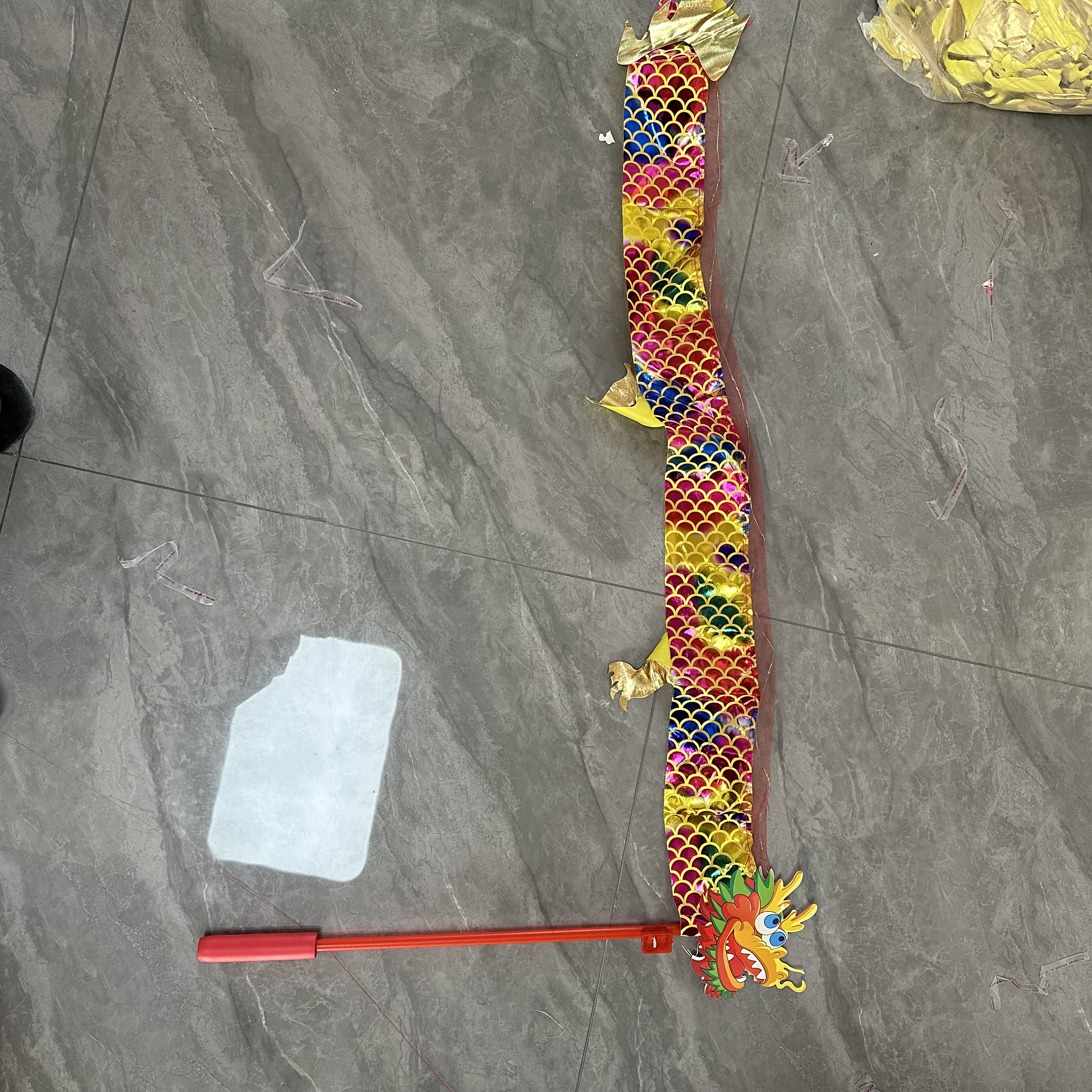 Dragon dance ribbons, dragon dance lantern props, glowing dragon lanterns, best-selling children's toys in the Year of the Dragon, fitness square dragon dance lanterns details Picture