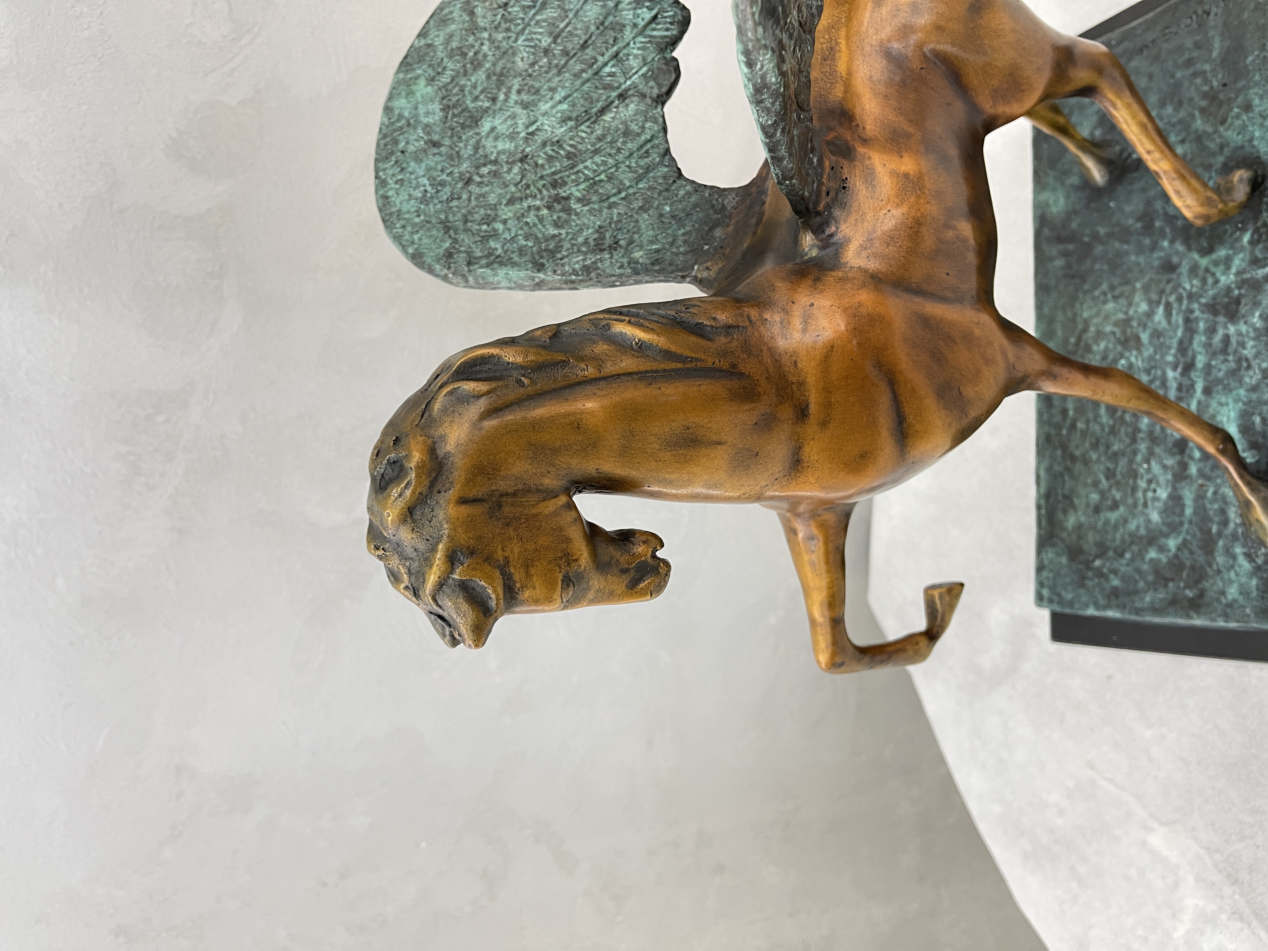 Copper ornaments, copper sculptures, copper horse ornaments details Picture