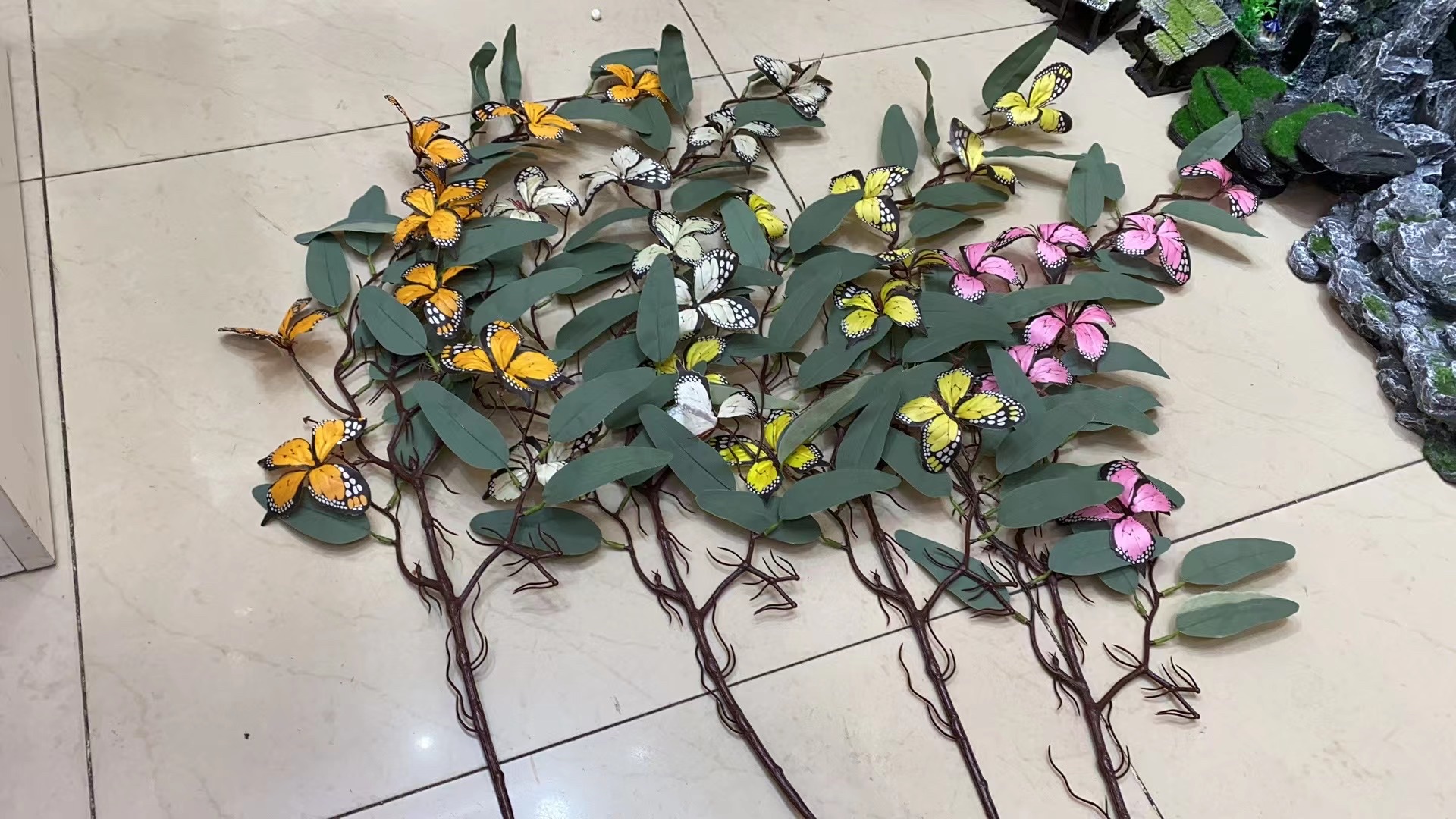Simulation flower beautiful wall hanging butterfly is very good-looking very lifelike insert home high-end atmosphere grade thumbnail
