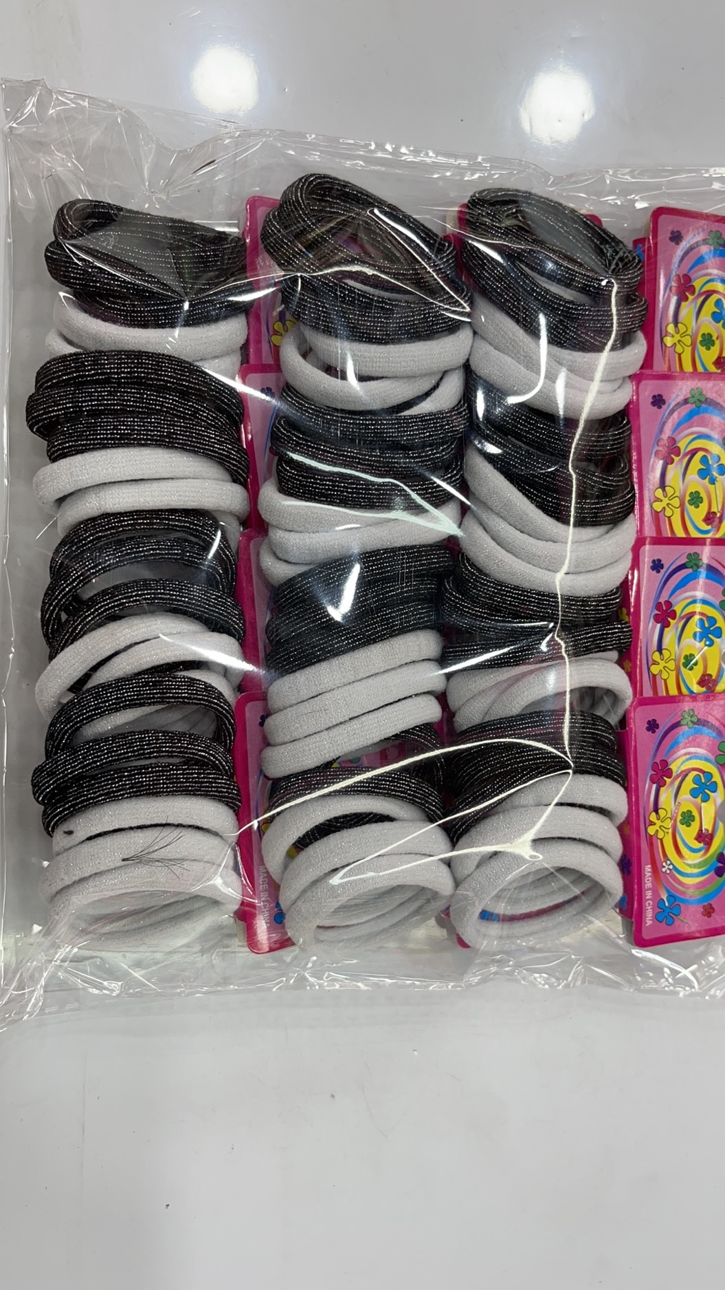 新品上市！儿童大肠发圈，超值优惠套装，款式多样，颜色鲜艳，不购买你可能会后悔哦！头绳
