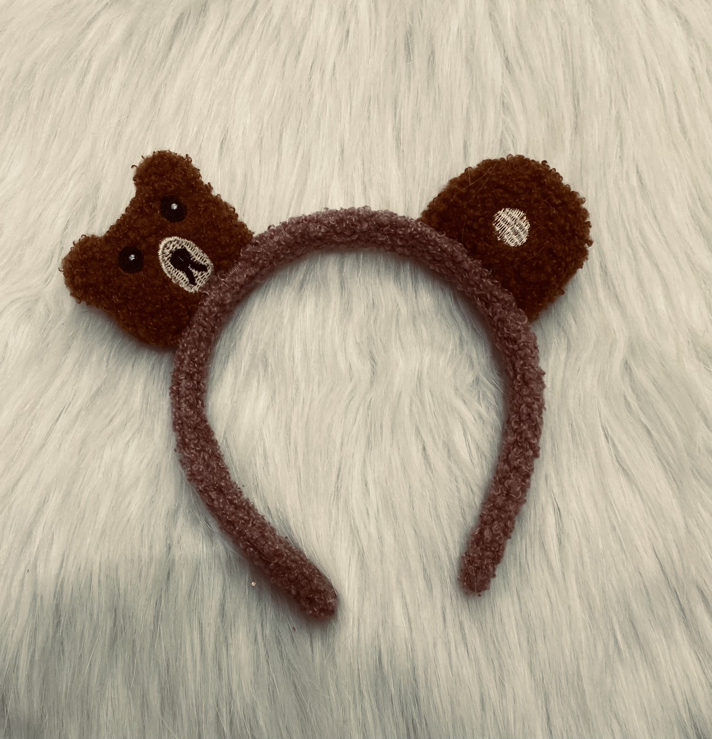 Cute three-dimensional bear heart-shaped hair band, Internet celebrity, super cute and funny bear ears, face wash headband, hair band, hair accessory, female hair clip details Picture