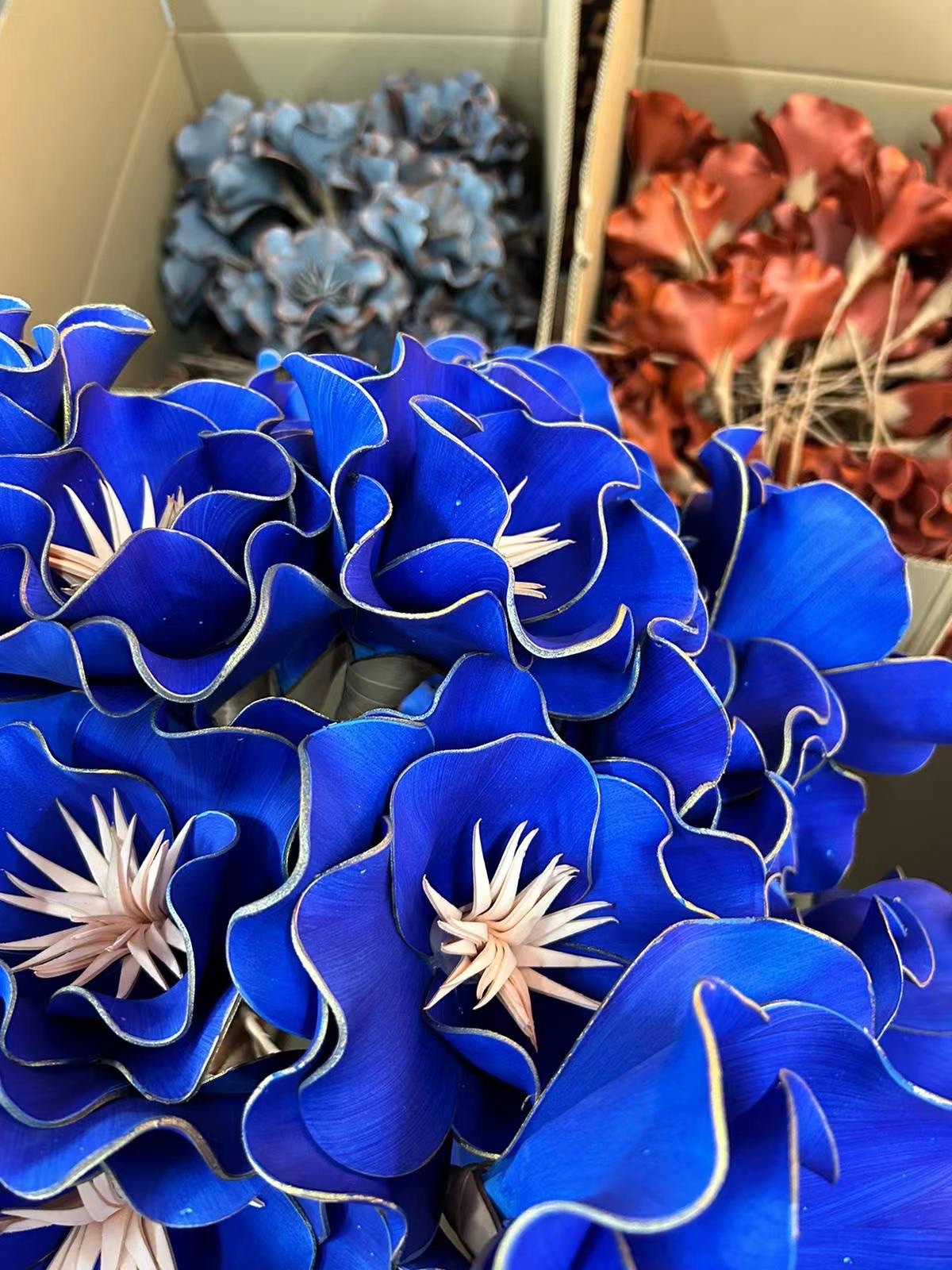 EVA foam simulation flowers, European-style decorative flowers, custom foam decorative flowers details Picture