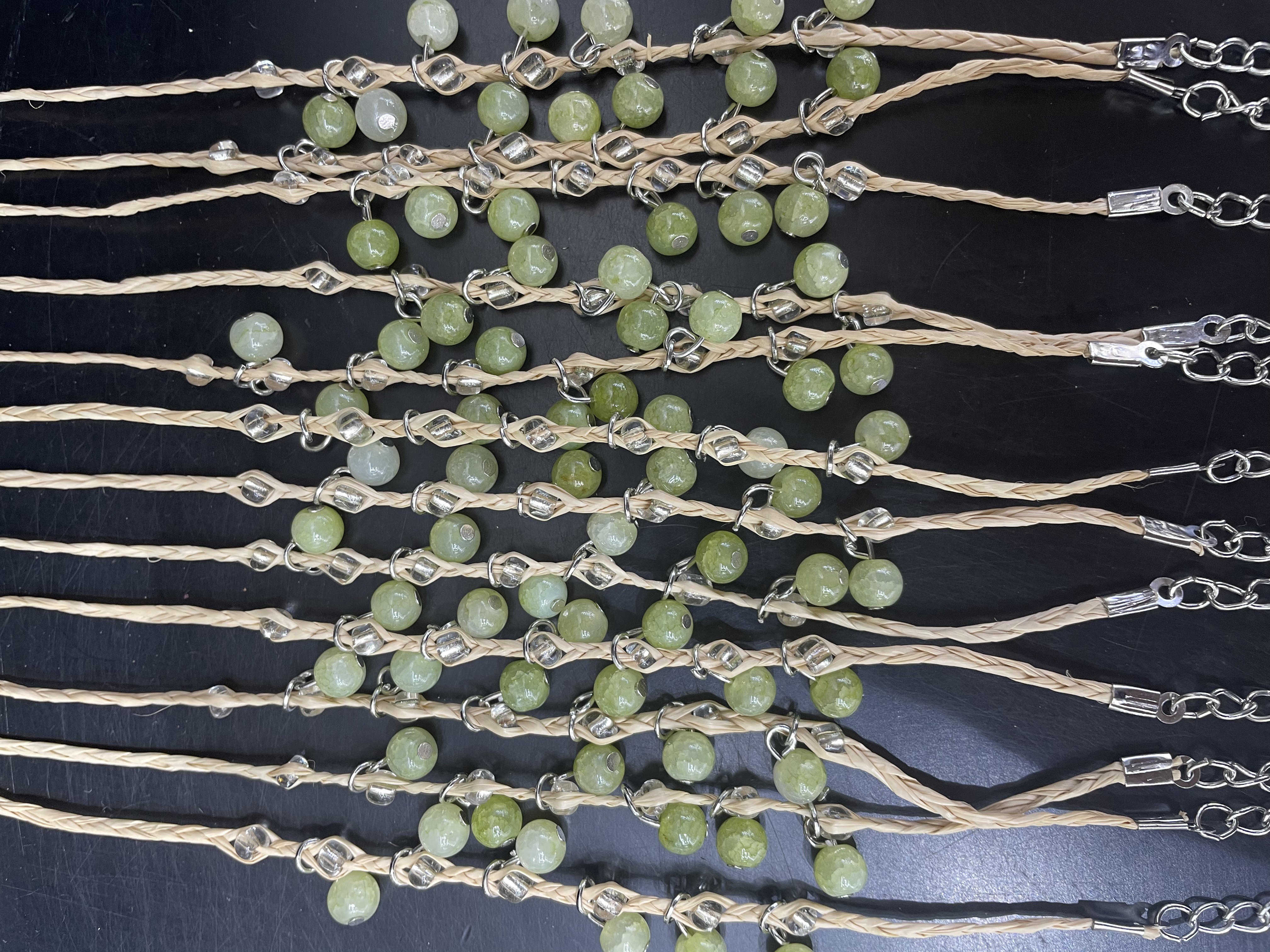 幸运草编织玻璃珠榄兰绿色小圆珠十六公分手链