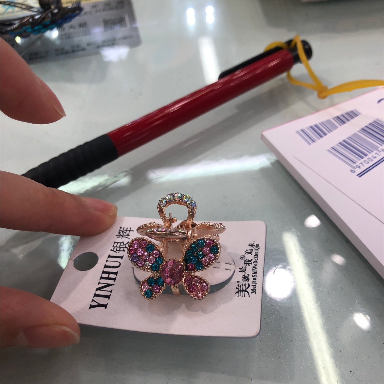 新品上市！复古风红头绳，女孩专属头饰，优雅又可爱，赠品发带等你来拿！