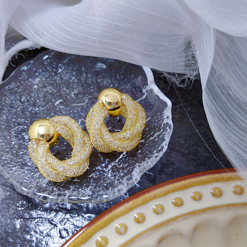 韩版s925银针/时尚百搭个性耳环/细网格锆石耳饰/女耳环明星同款/耳钉细节图