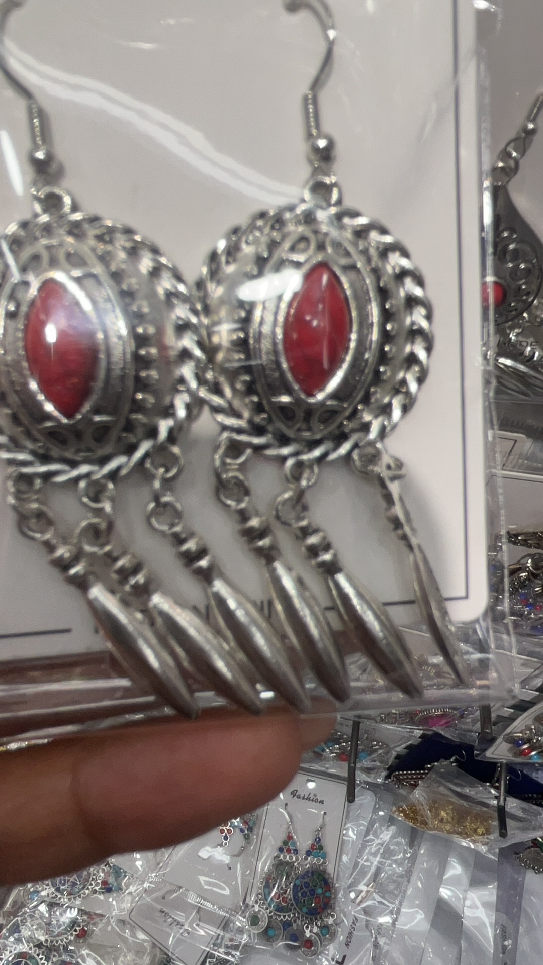 新品上市！锆石耳环项链套装，宝石项链搭配塑料针耳环，优雅吊坠，让你美丽动人！耳环项链套装