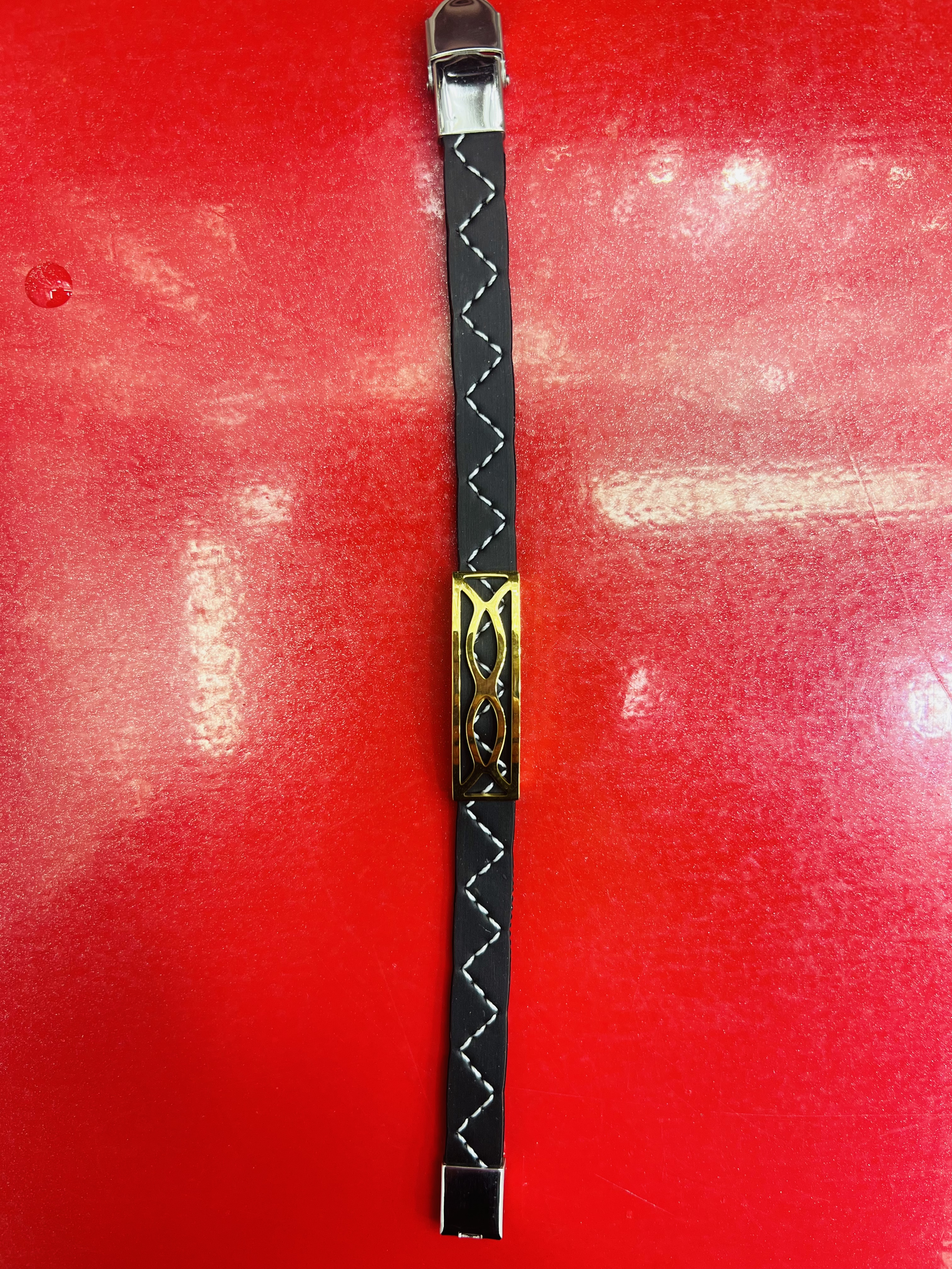 轧线带不锈钢手链 21 cm长 10乘3宽 颜色金色 钢色 黑色 图案可定制手链