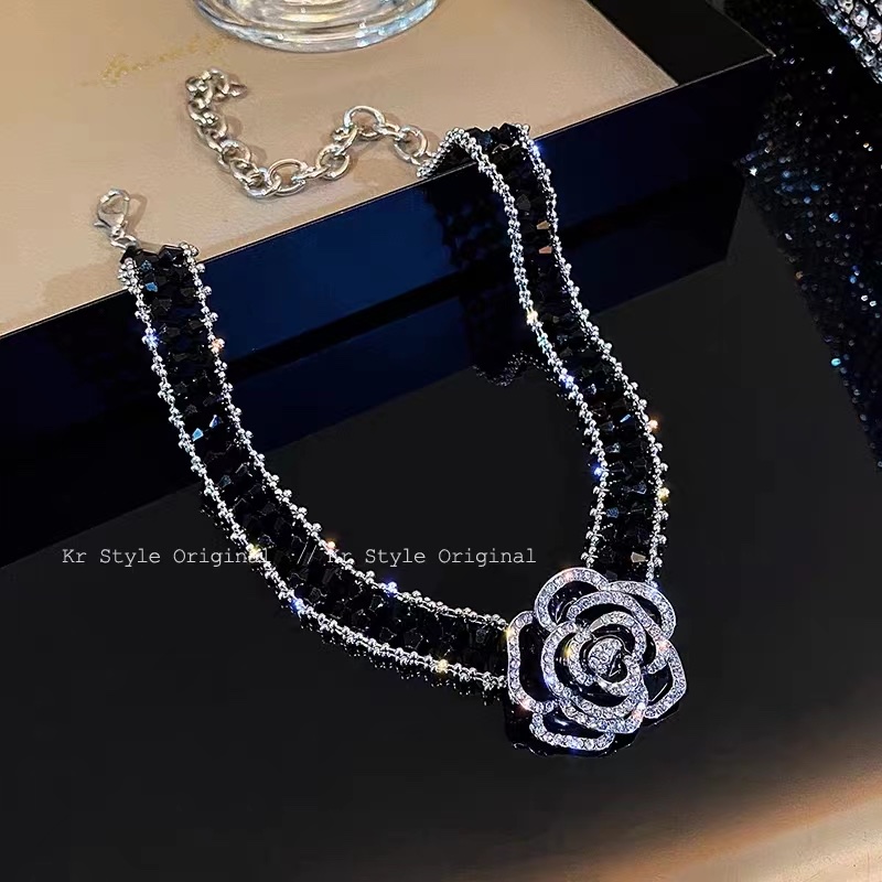 Fashionable Korean-style necklace