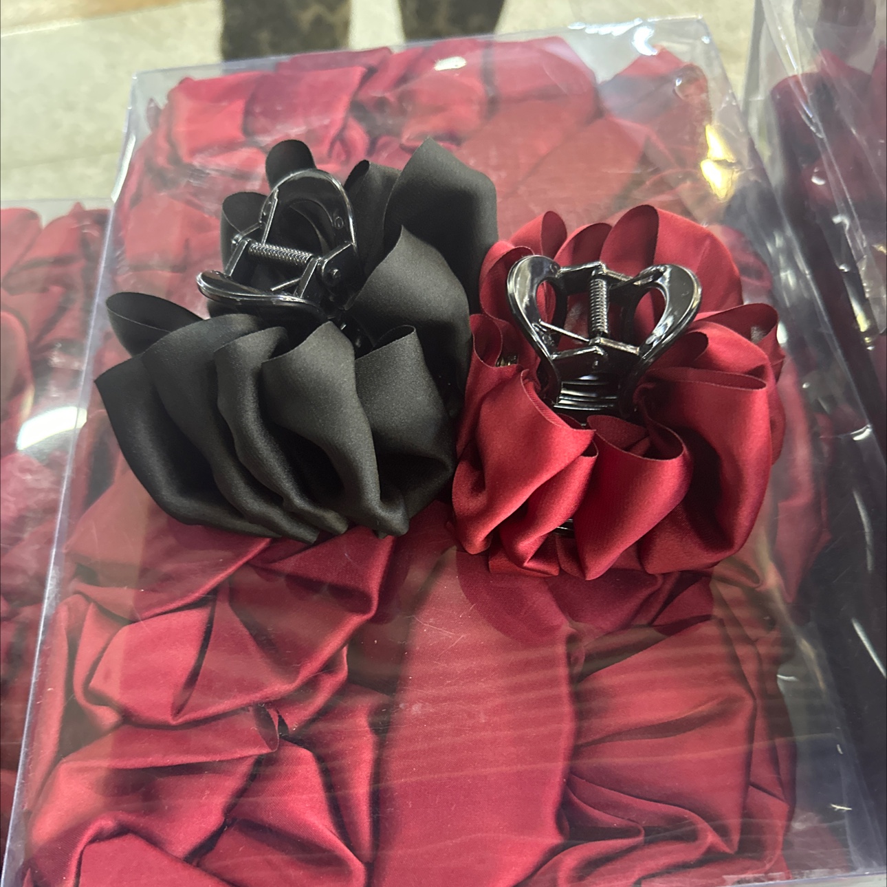 Hair accessory details Picture