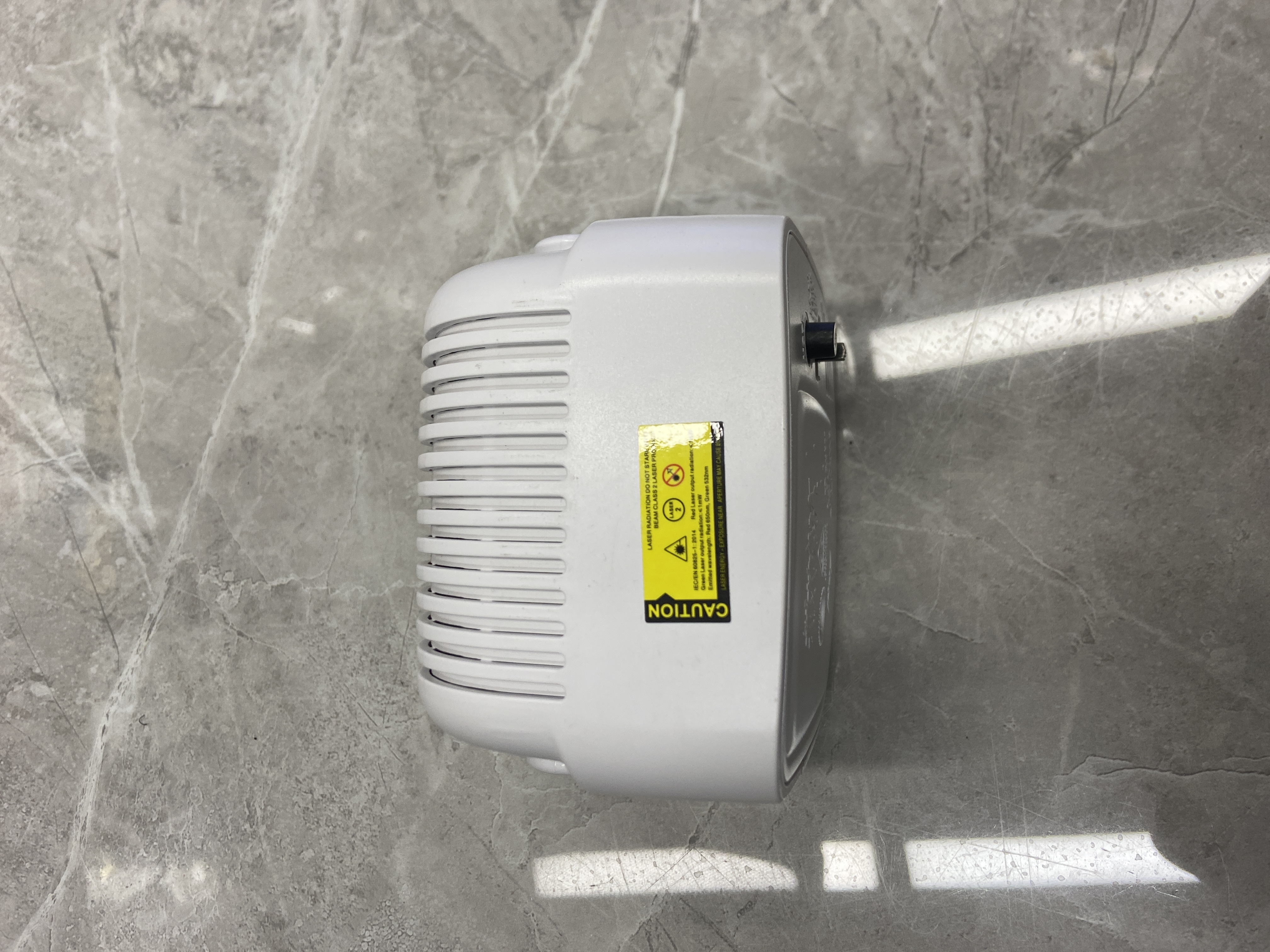 Mini Laser Xl-722 Light Source: Green Laser 532Nm/50Mw, Red Laser 650Nm/100Mw Traffic Light Two Colors Voice Controlled Self-Stroboscopic Application Scenario