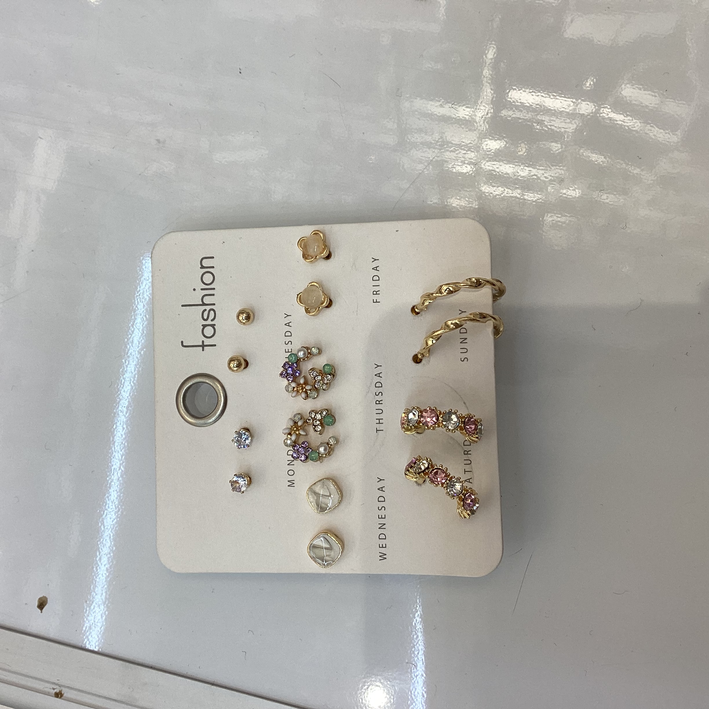 新品上市！组合耳环，耳饰闪耀你的美，优惠期限待你发现！耳饰耳环饰品