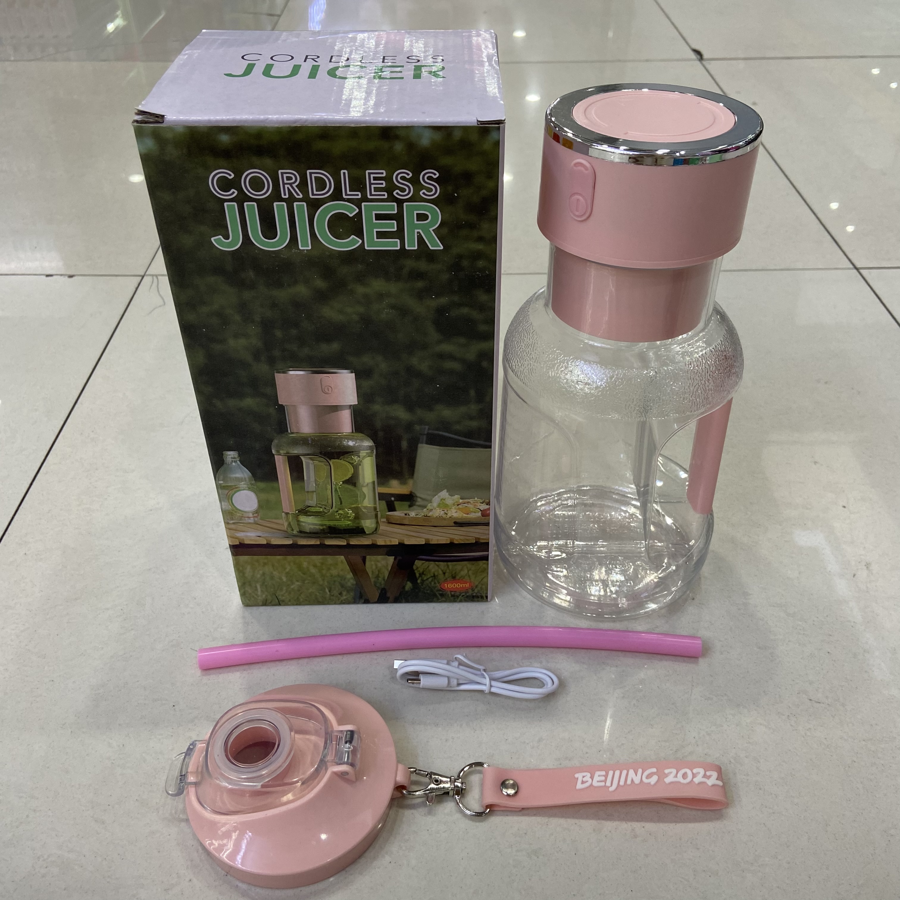 Ton ton bucket juicer, multi-functional juicer, portable electric USB charging, transparent juicer cup, juicer bucket