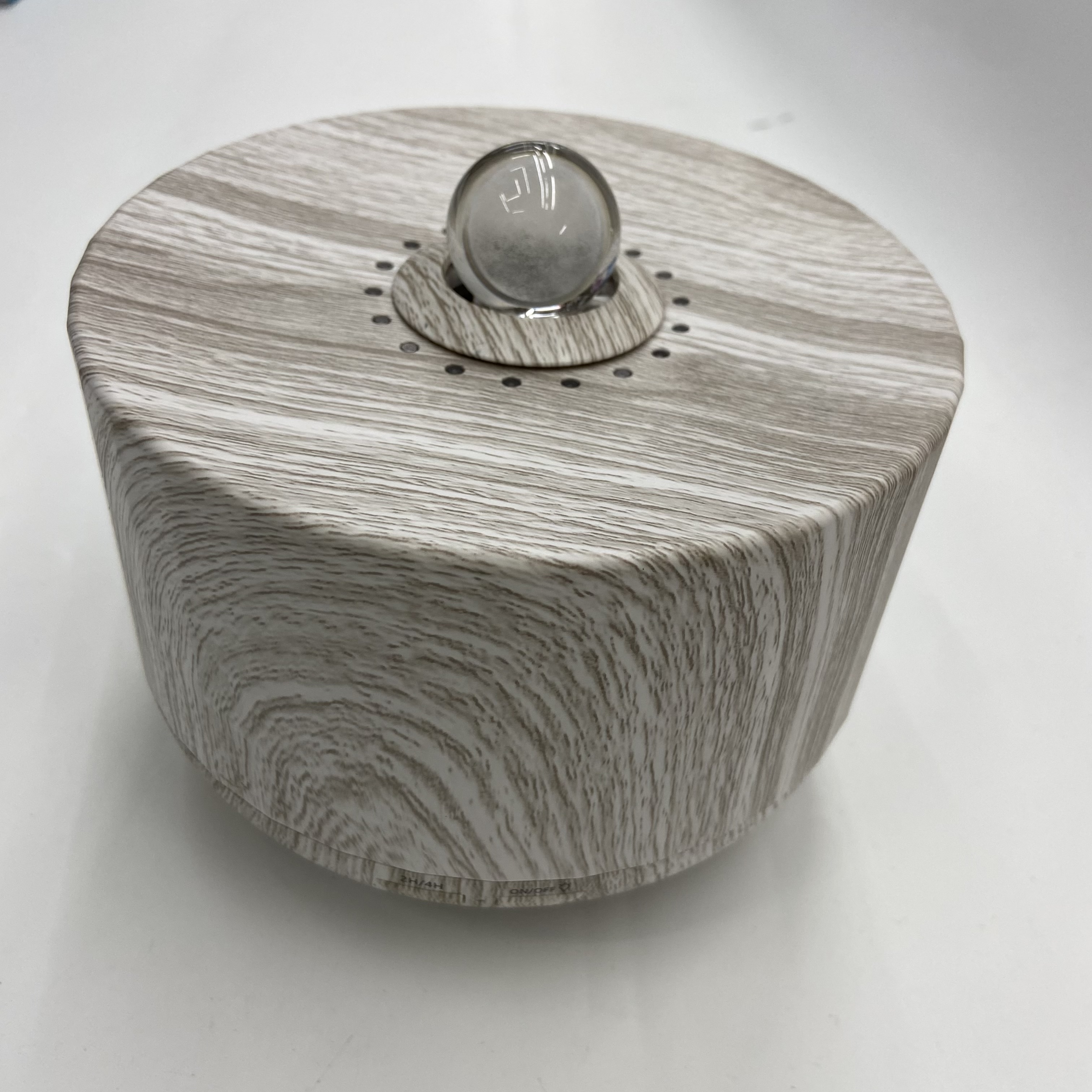 Desktop seven-color simulated flame bead wood grain aroma diffuser, bedroom air humidifier, essential oil diffuser Specification image