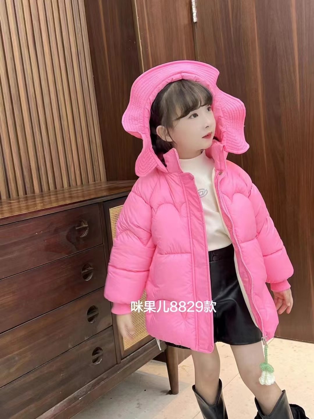 In 2023, winter clothing, Korean-style children's clothing, cotton-padded jackets and down jackets Item Picture
