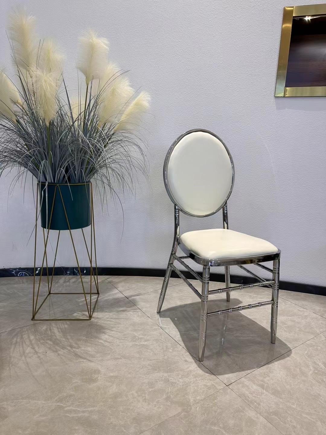 New Products In The Market! Metal Electric Gold Plated Dining Chair, Theme Restaurant First Choice, Soft Bag Design, Sit Comfortable, Elegant And Inexpensive, Gifts Waiting For You To Take! Specification drawing