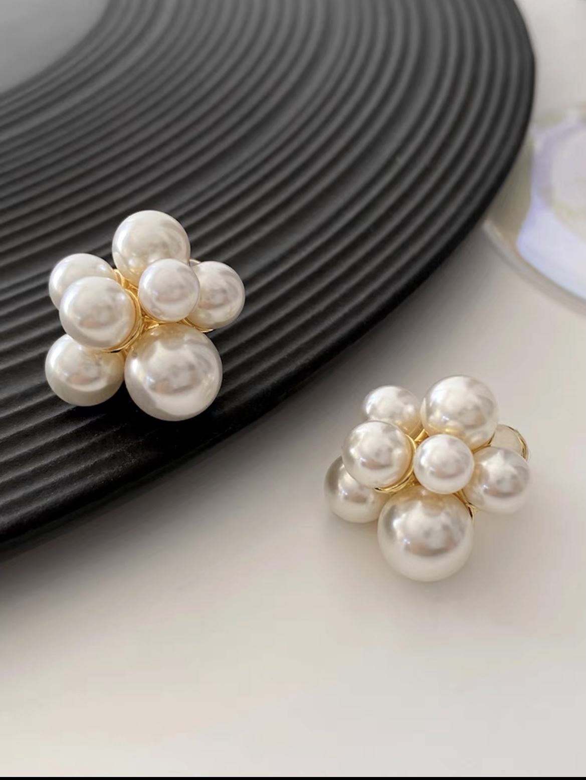 Flower Earrings Explosive Network Red 2024 Pearl Earrings Niche Design Sense Of Advanced New Light Luxury French Earrings Accessories Specification drawing