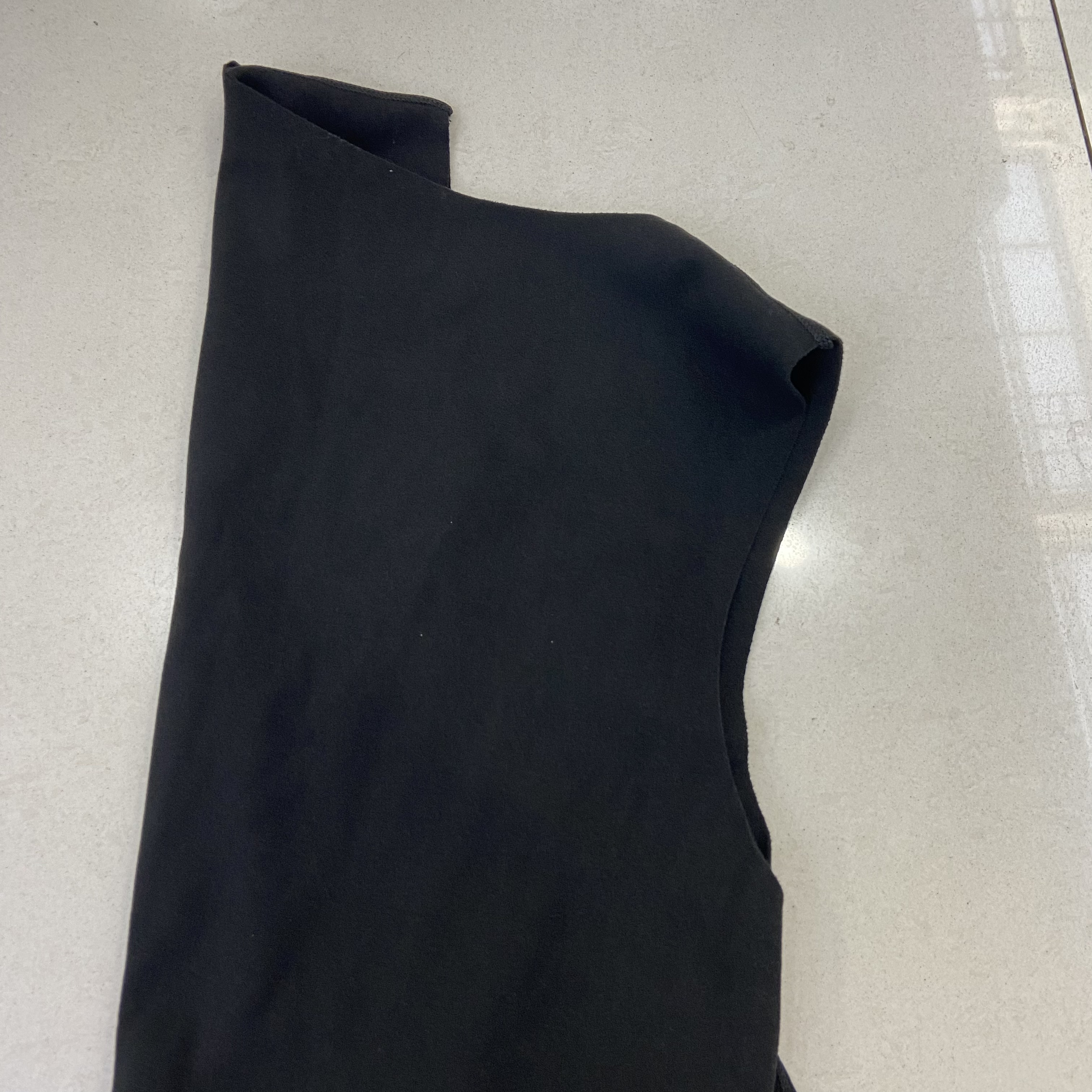 Pocket thermal vest, women's fleece front and back double pockets, form-fitting base layer top detail image 5