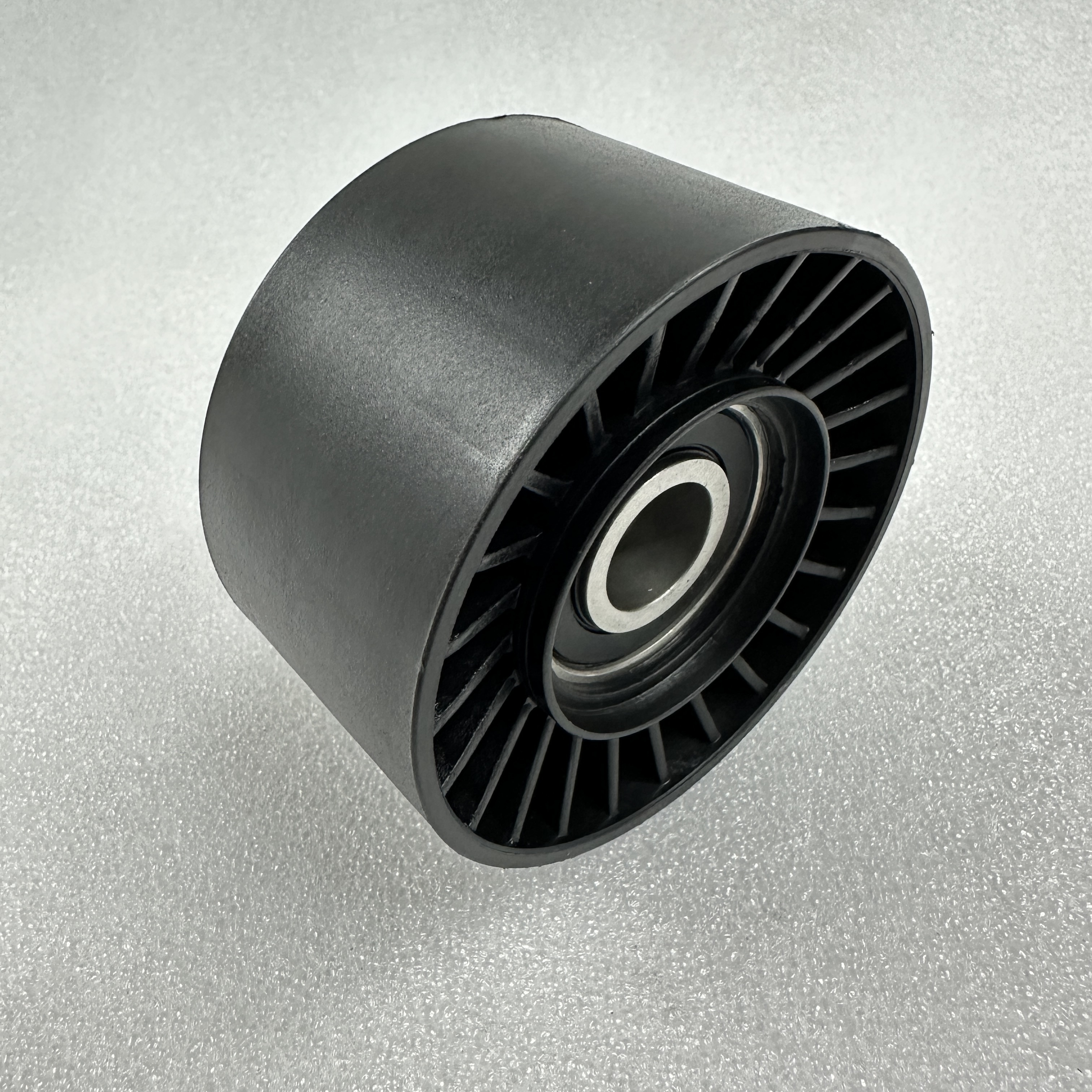 汽车配件适用于奔驰皮带涨紧轮配件惰轮 0005500433细节图