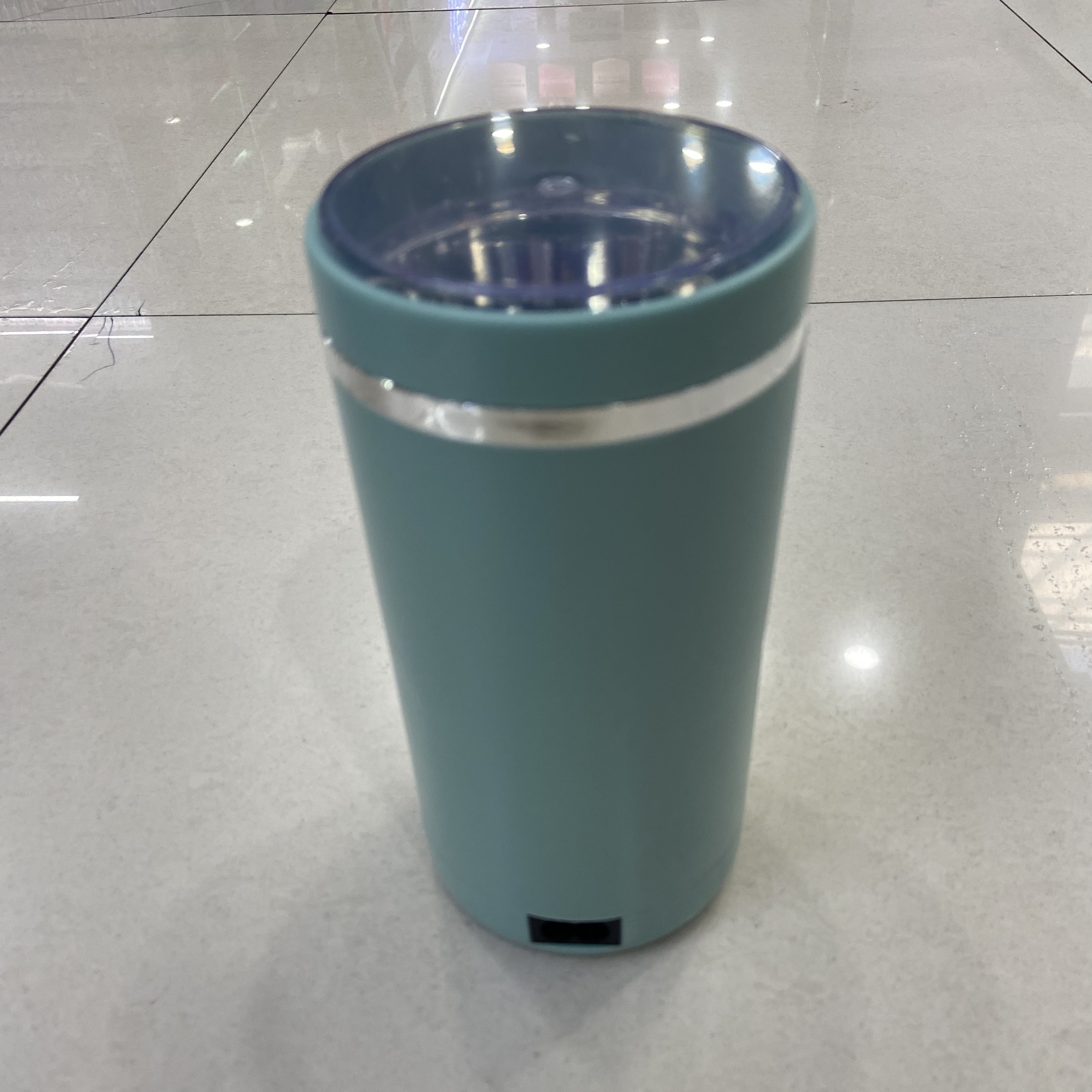 咖啡研磨器、压粉器实物图